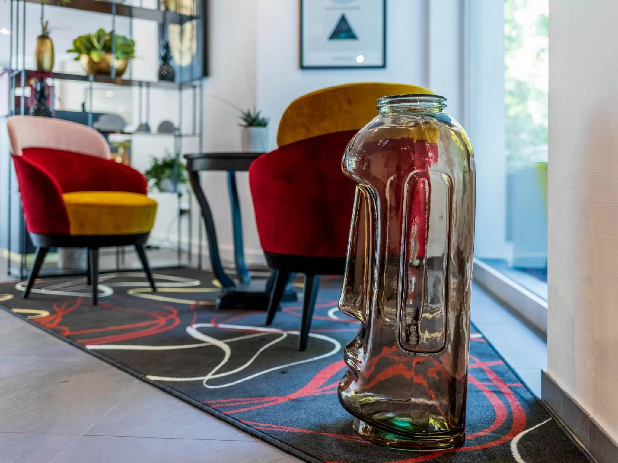 Lounge or bar in Hôtel Garrigae Villa La Florangerie - SPA & Piscine