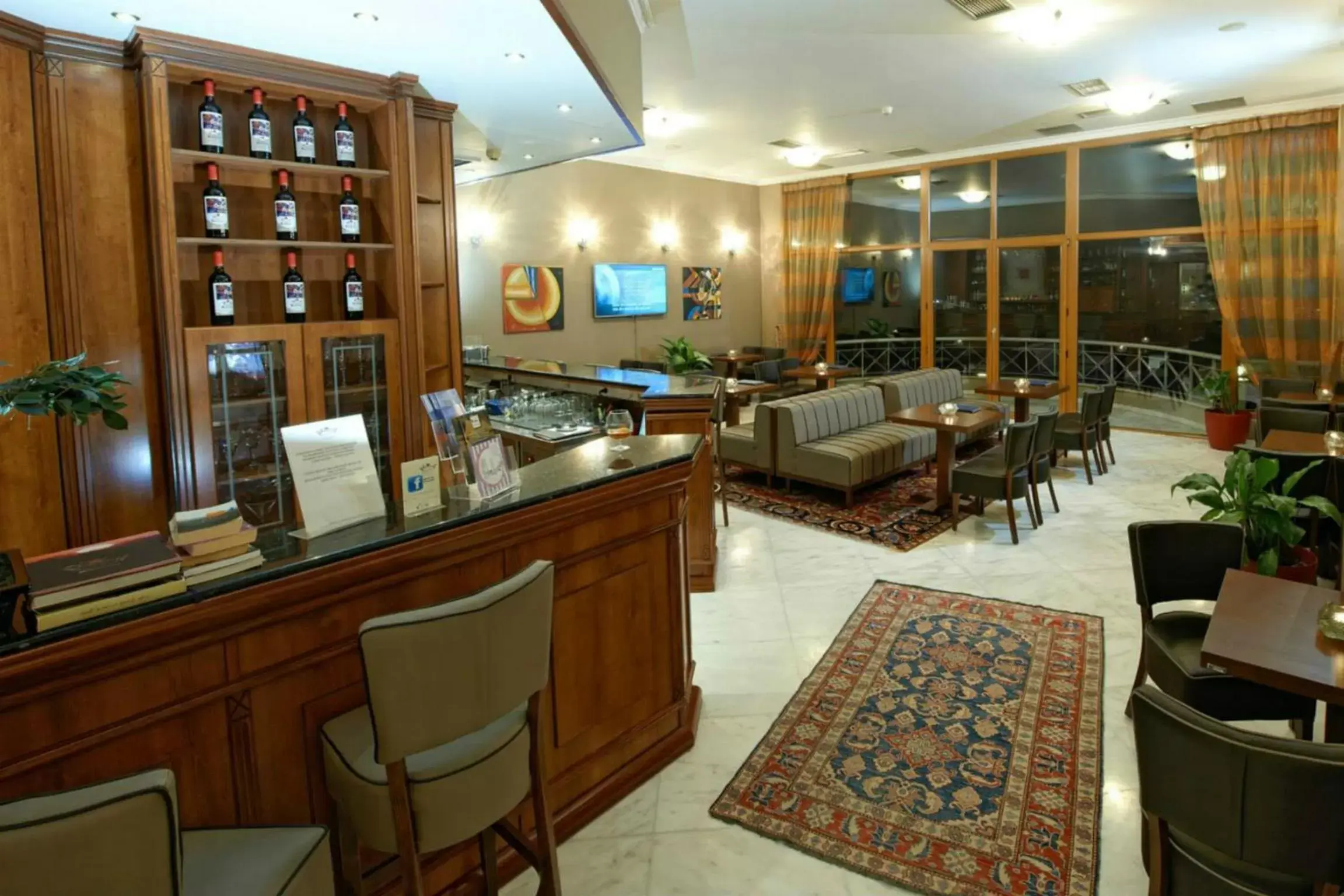 Lounge or bar in Royal Hotel Thessaloniki