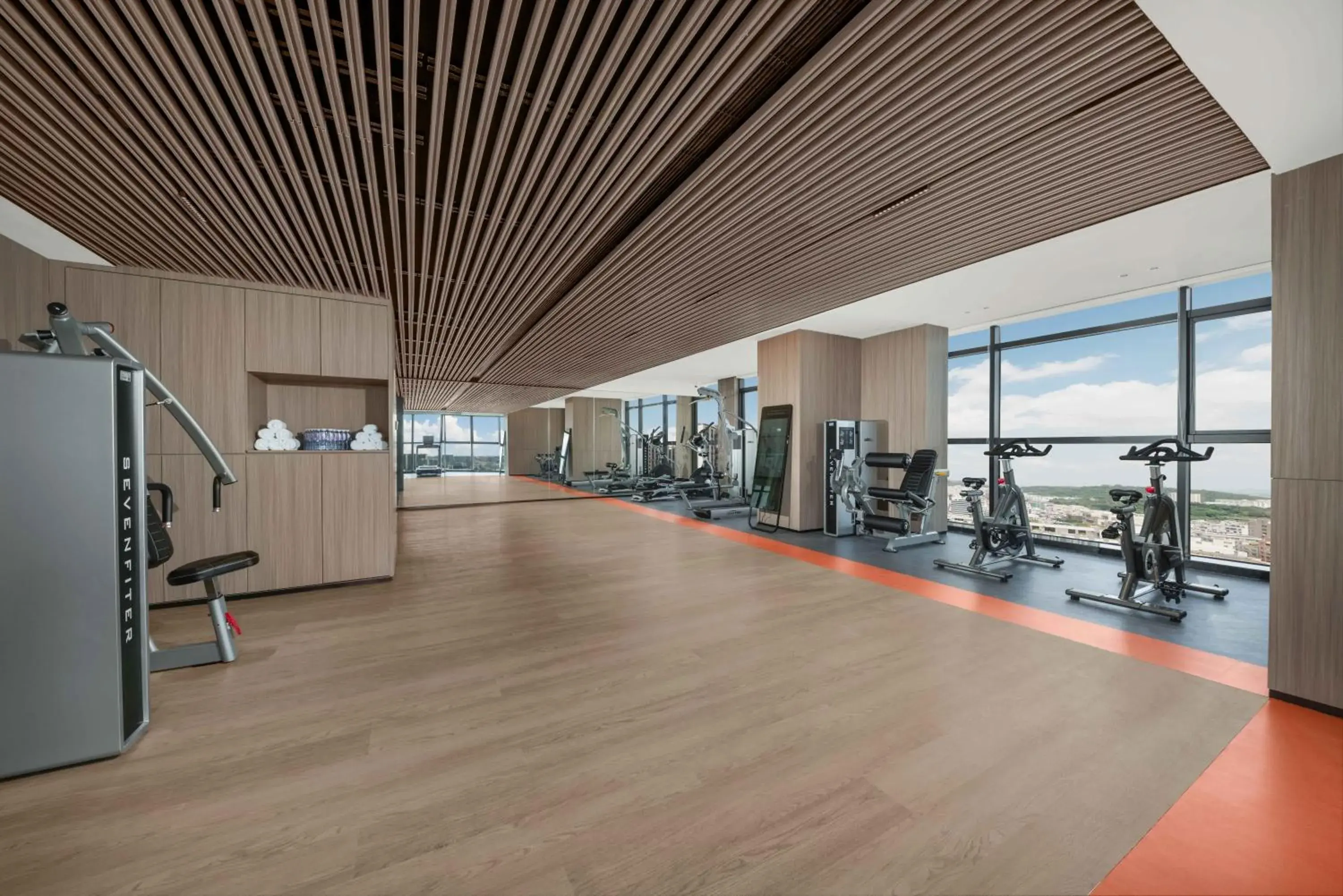 Fitness centre/facilities in Holiday Inn Express Shantou Chenghai Fitness centre/facilities in Holiday Inn Express Shantou Chenghai
