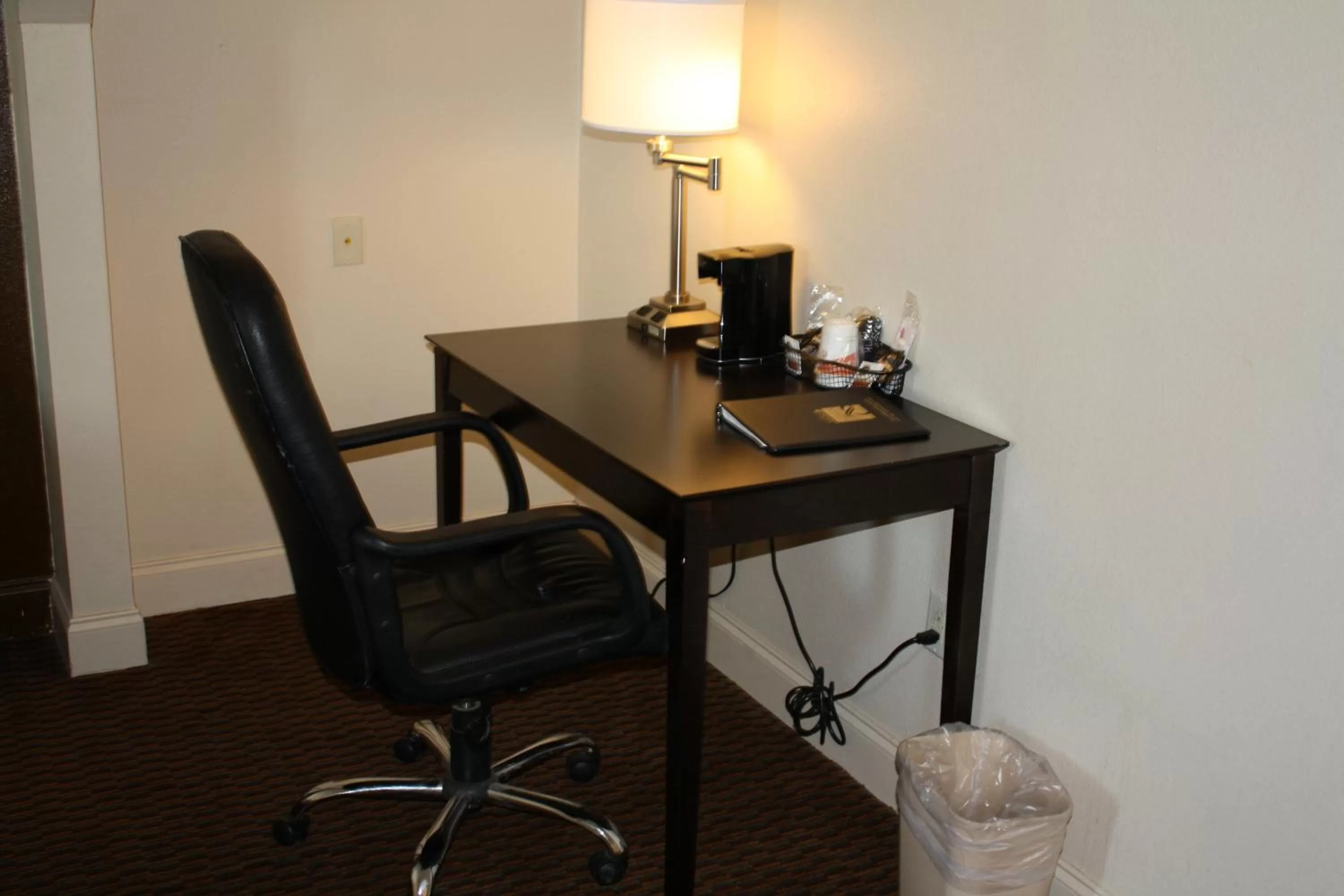 hair dresser in Quality Inn & Suites Wichita Falls I-44
