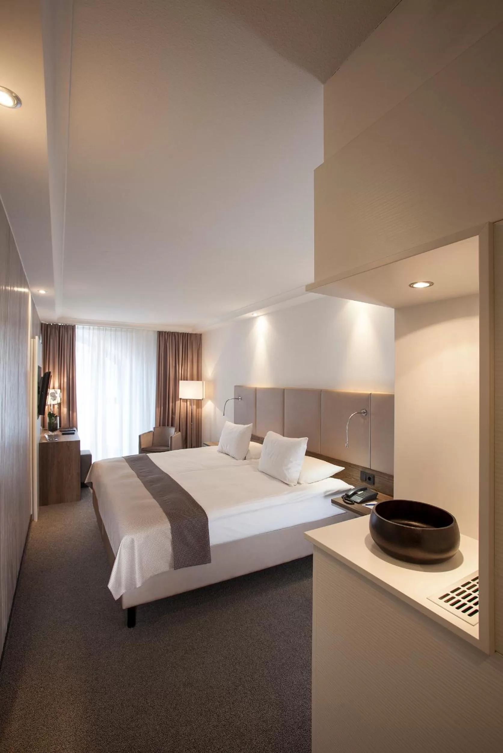 Photo of the whole room, Bed in Hotel Erzgiesserei Europe