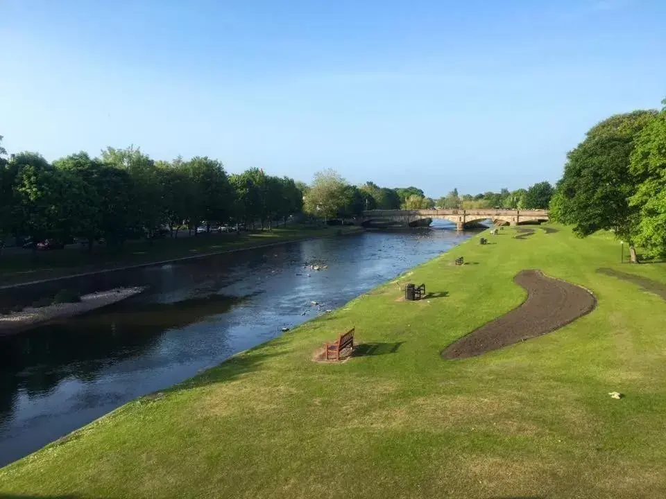 Natural landscape in Ravelston House