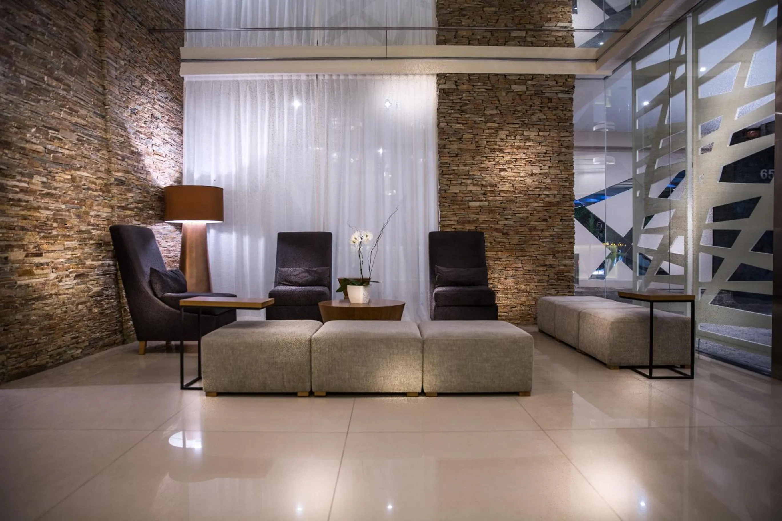 Seating area in Howard Johnson Plaza Buenos Aires