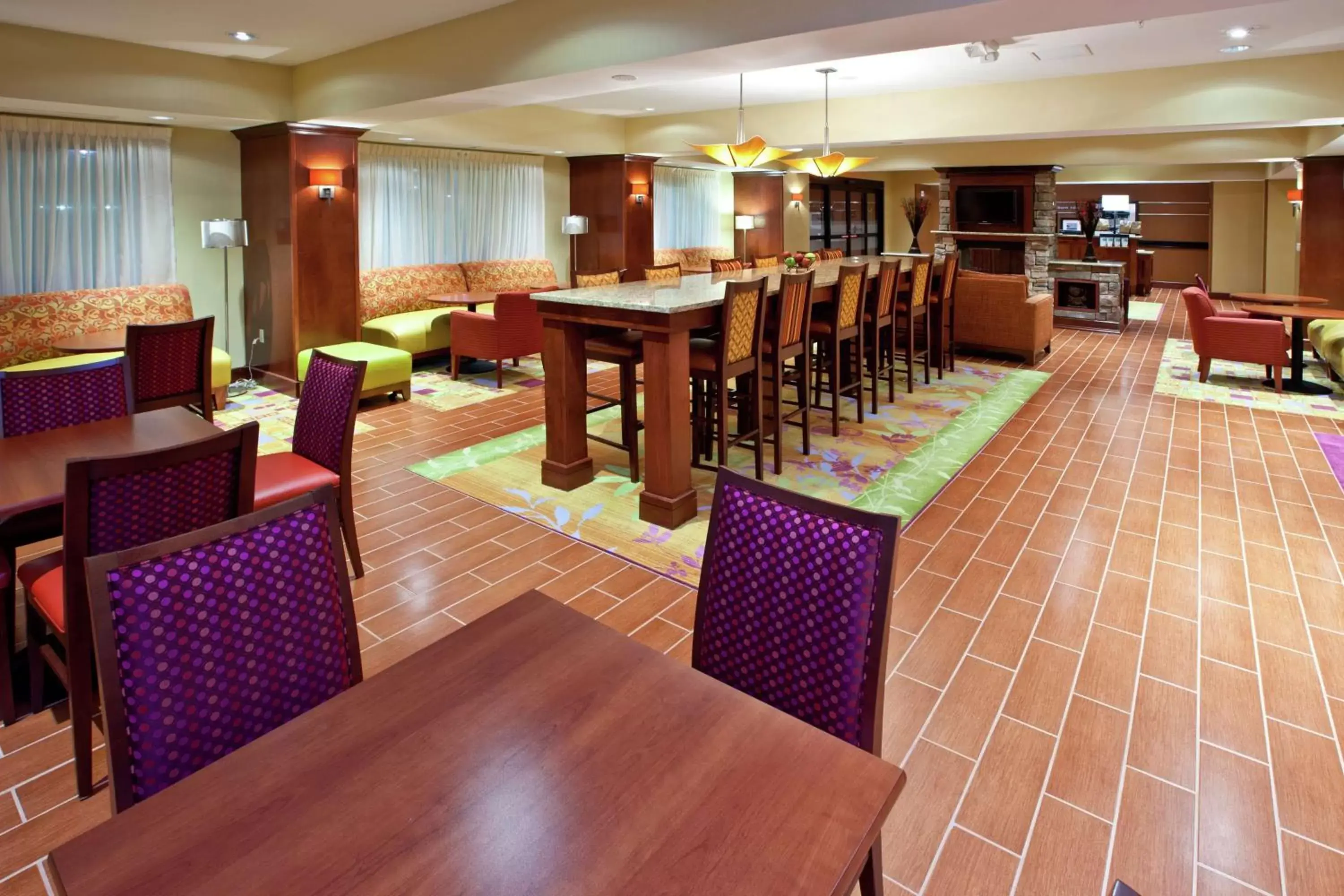 Lobby or reception, Restaurant/Places to Eat in Hampton Inn Detroit/Auburn Hills-North