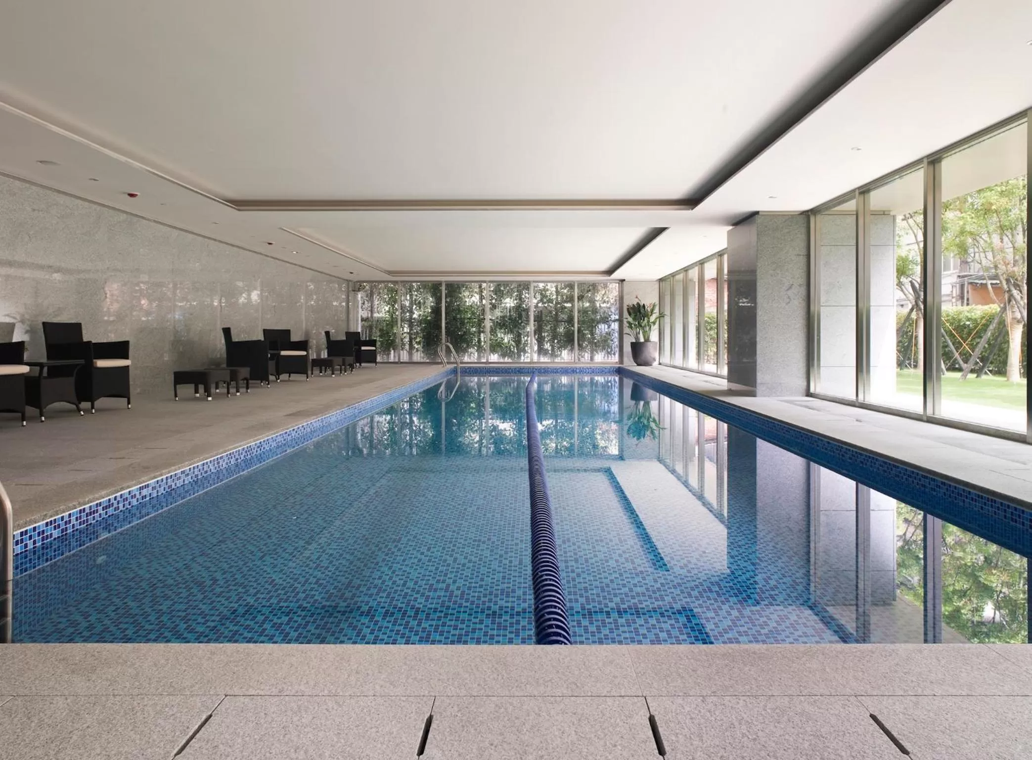 Swimming pool in Gloria Residence