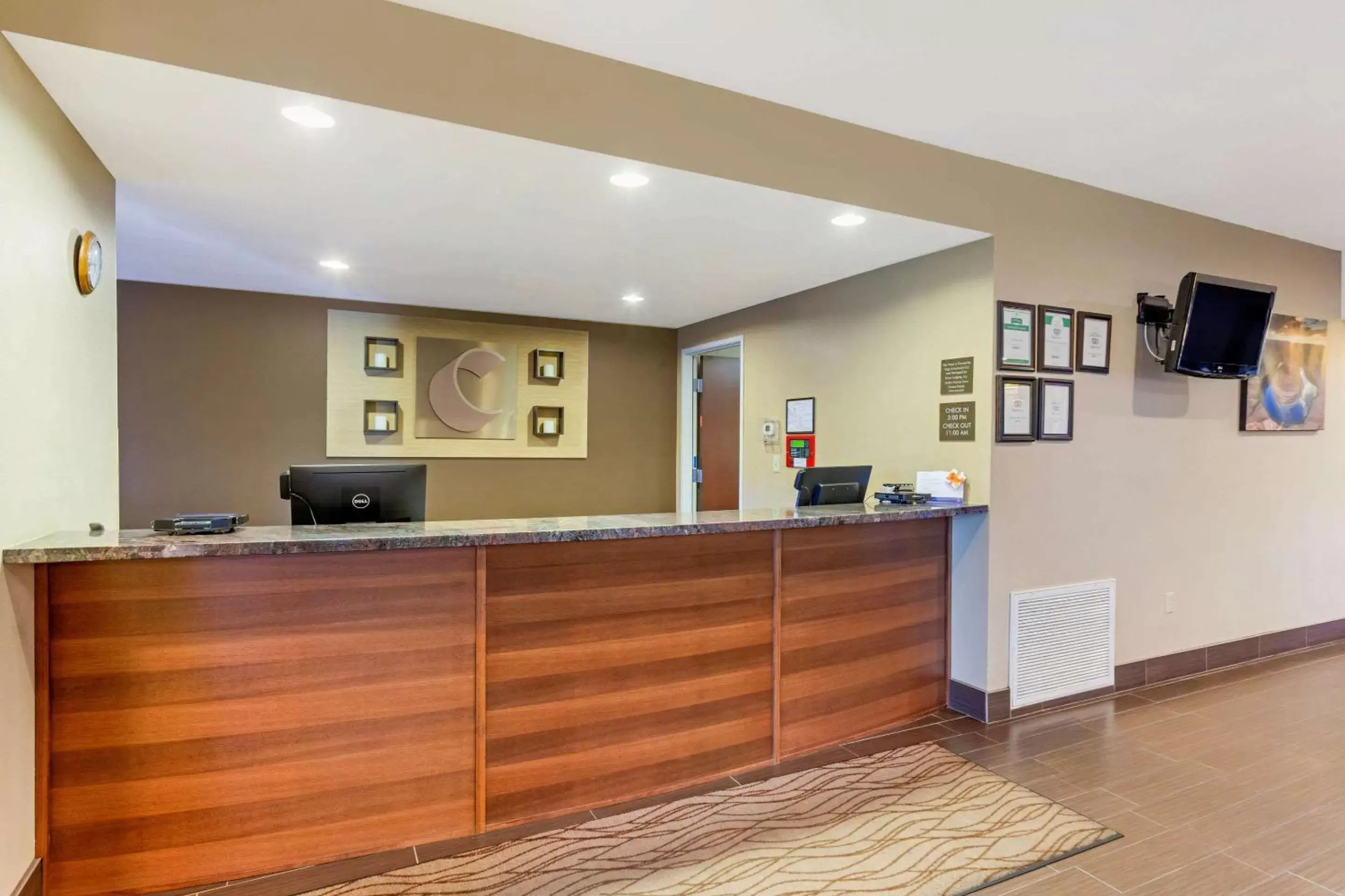 Lobby or reception, Lobby/Reception in Comfort Inn & Suites Page at Lake Powell