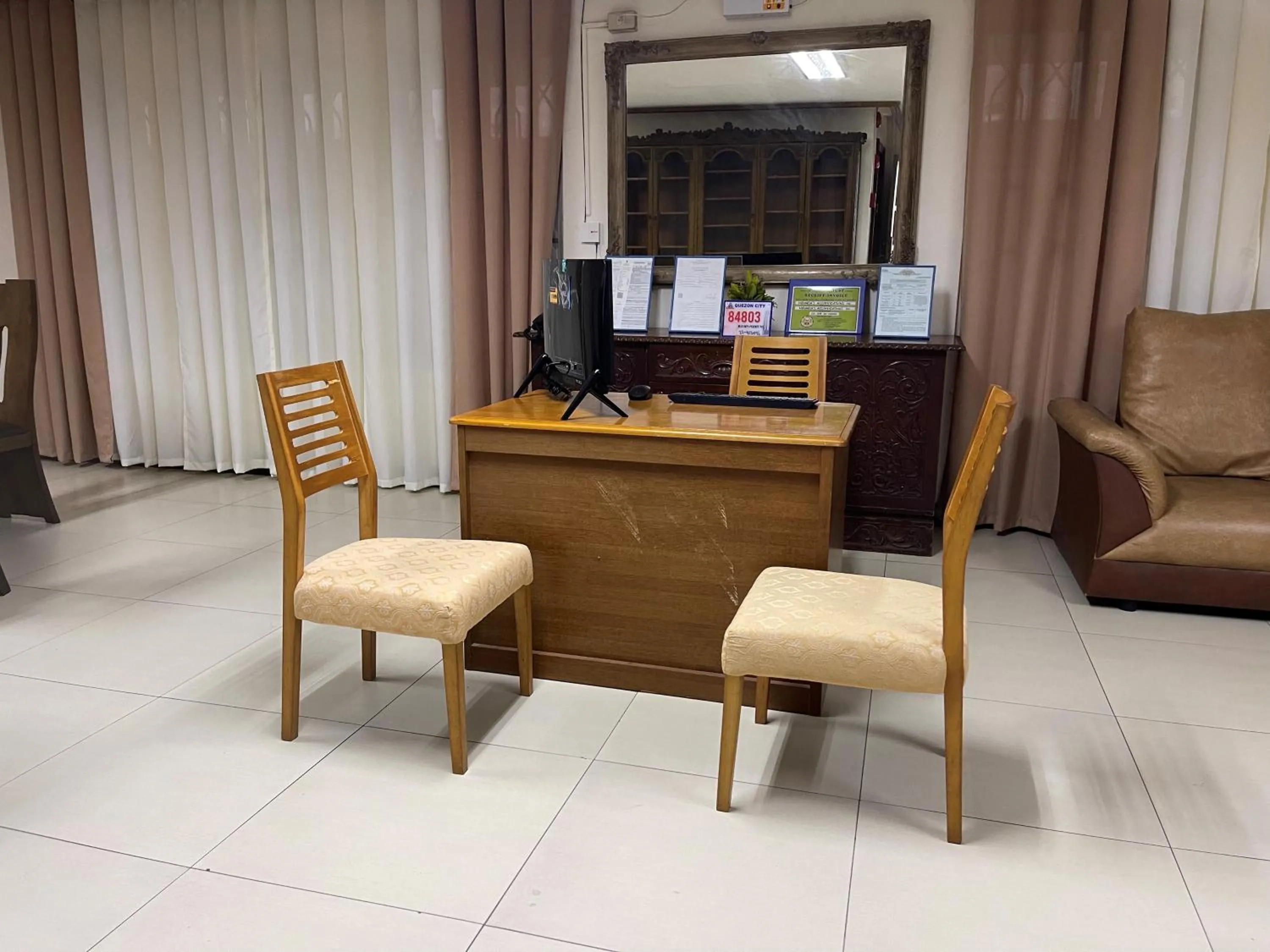 Property building in 1888 Staycation Inn by Cocotel