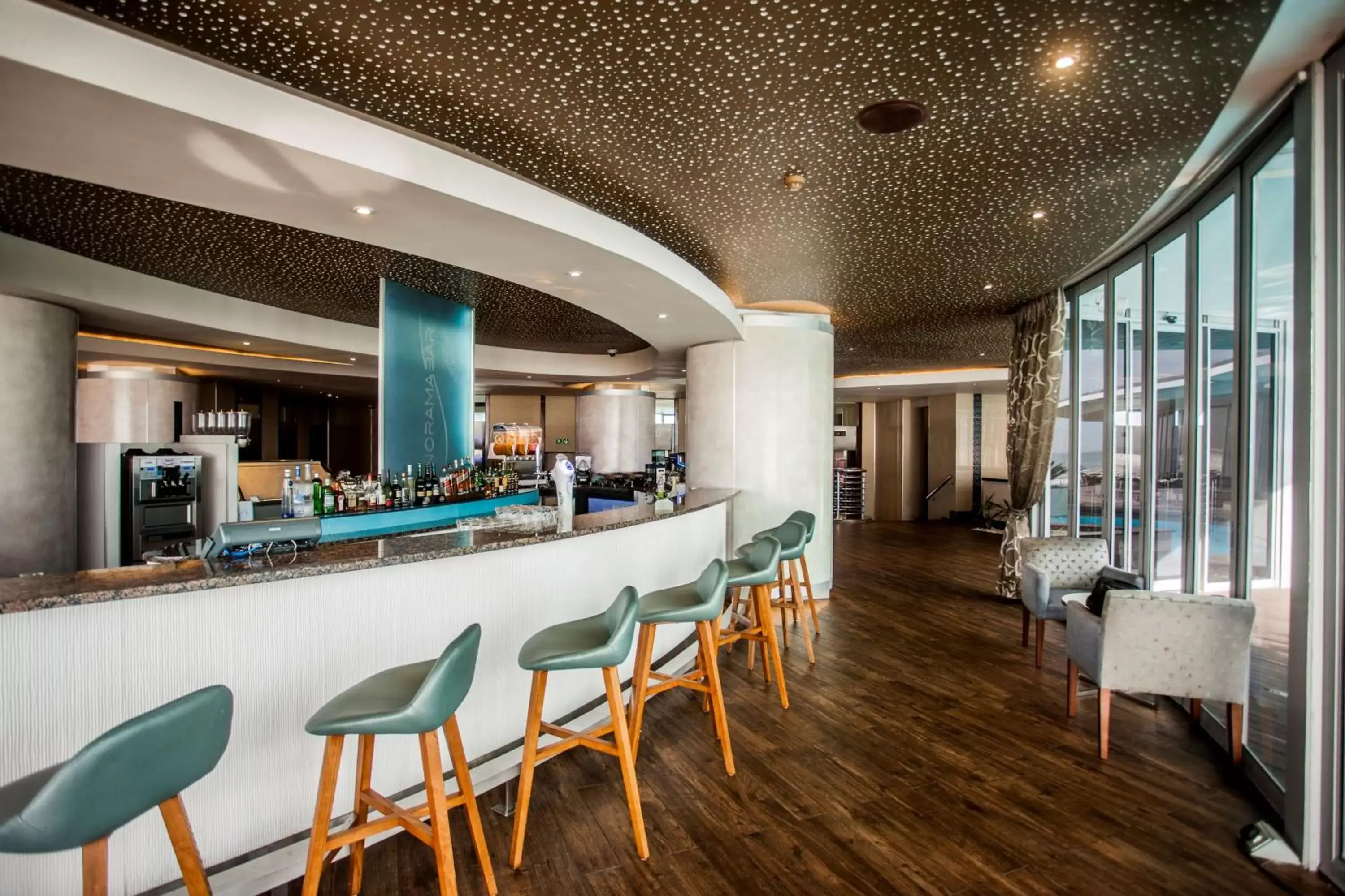 Lounge or bar, Lounge/Bar in Southern Sun Elangeni & Maharani