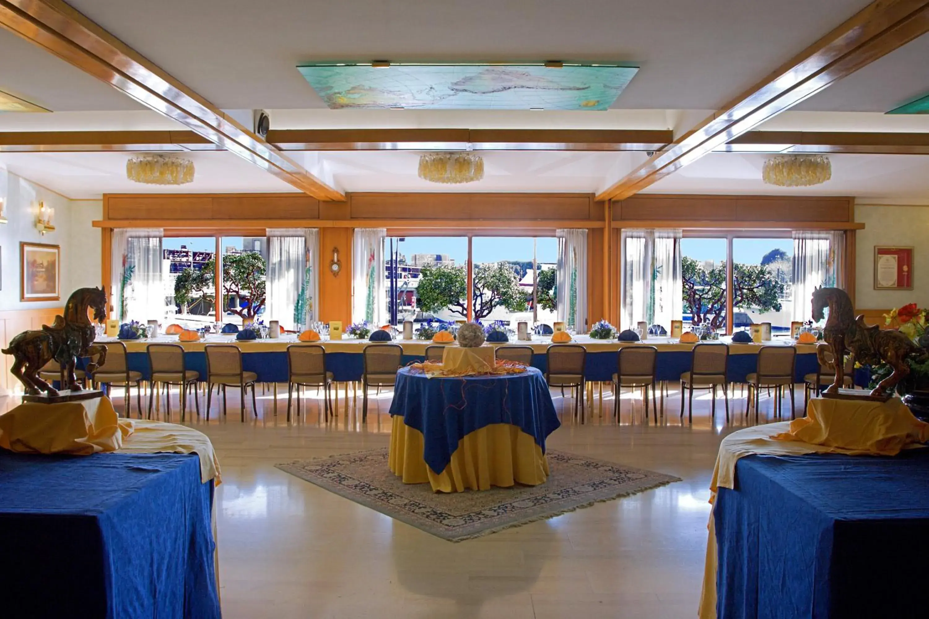 Restaurant/places to eat, Banquet Facilities in Hotel L'Approdo