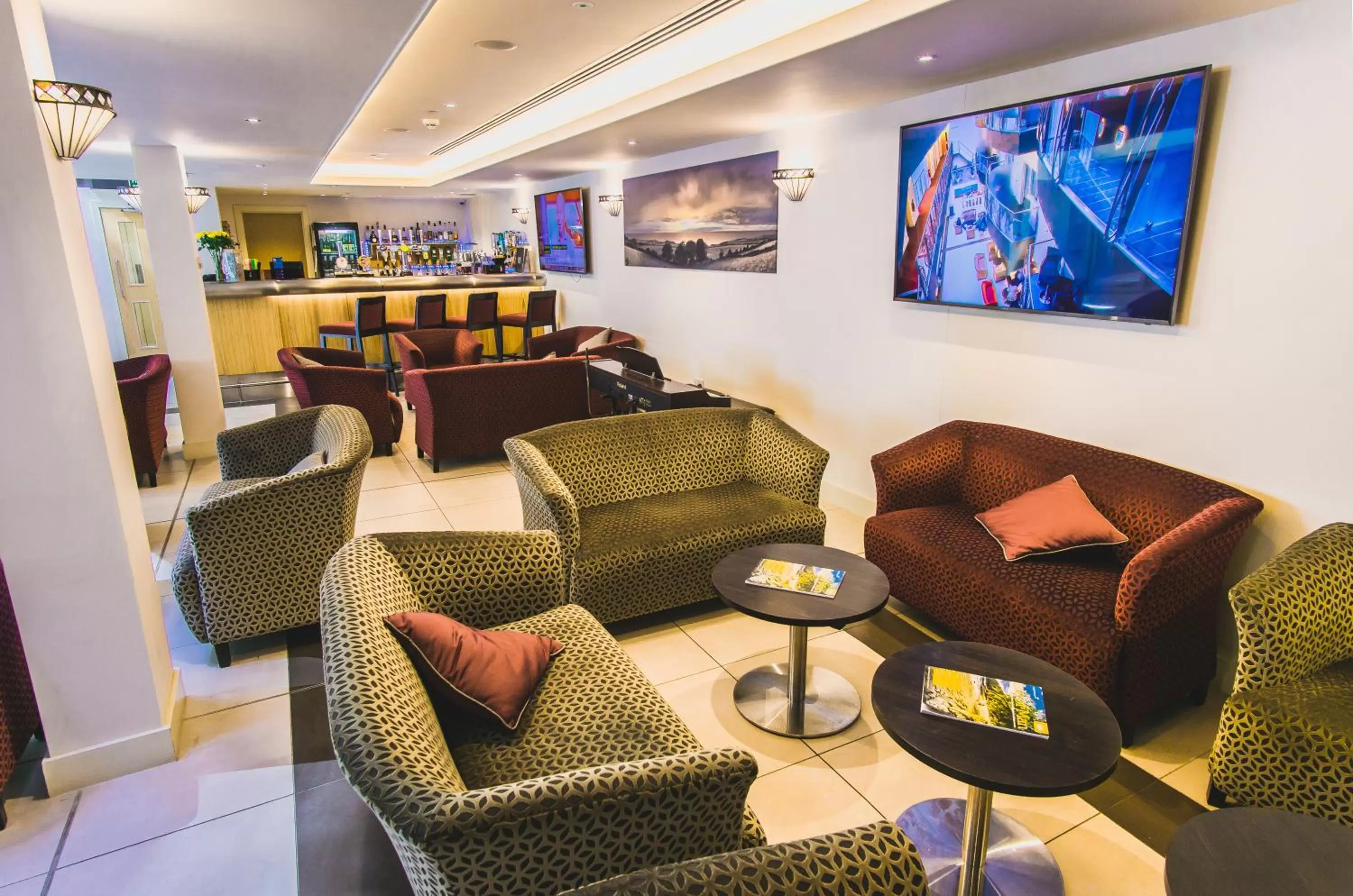 Lobby or reception in Mannin Hotel