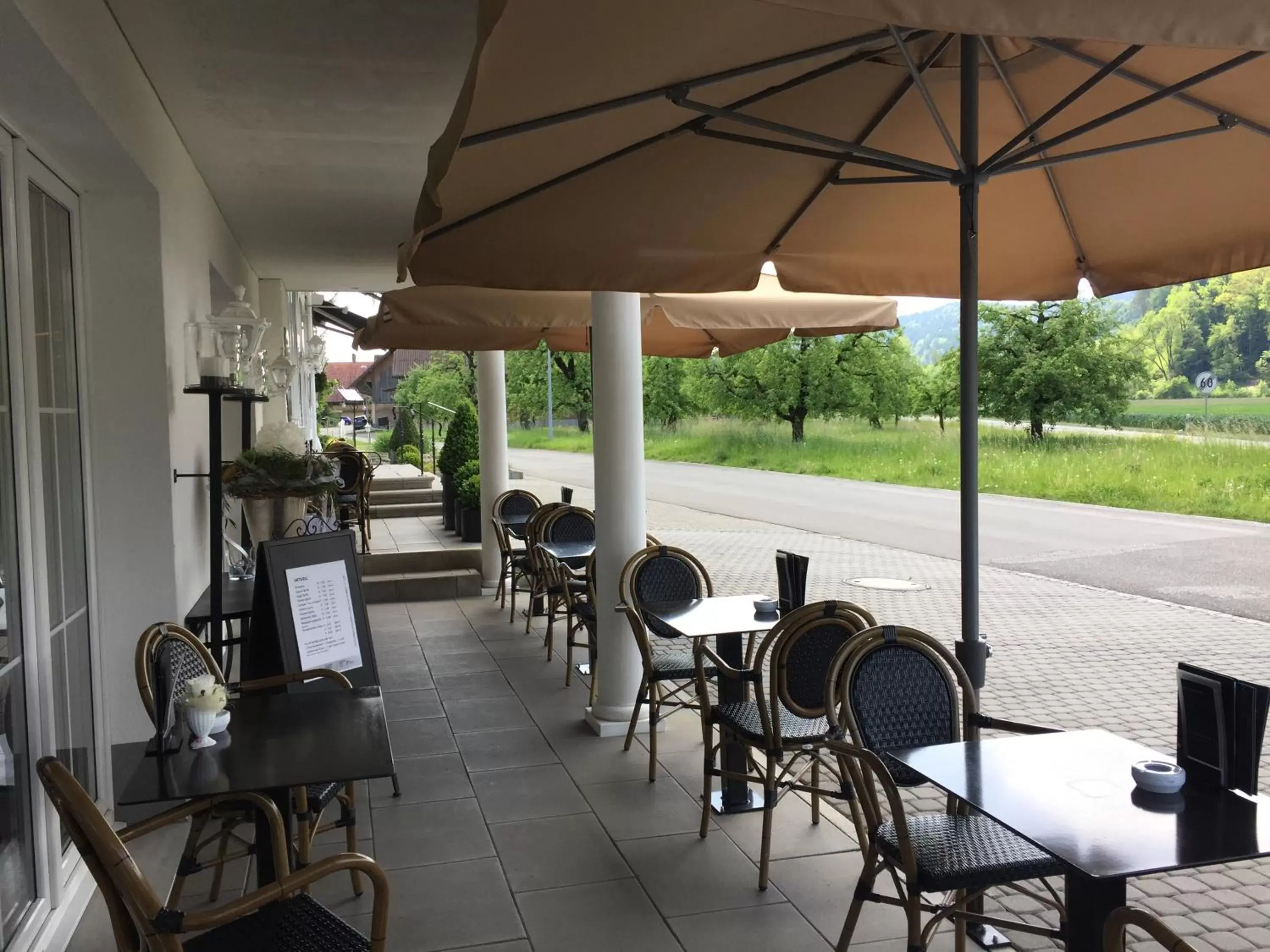 Garden, Restaurant/Places to Eat in Landcafe mit Mini Hotel