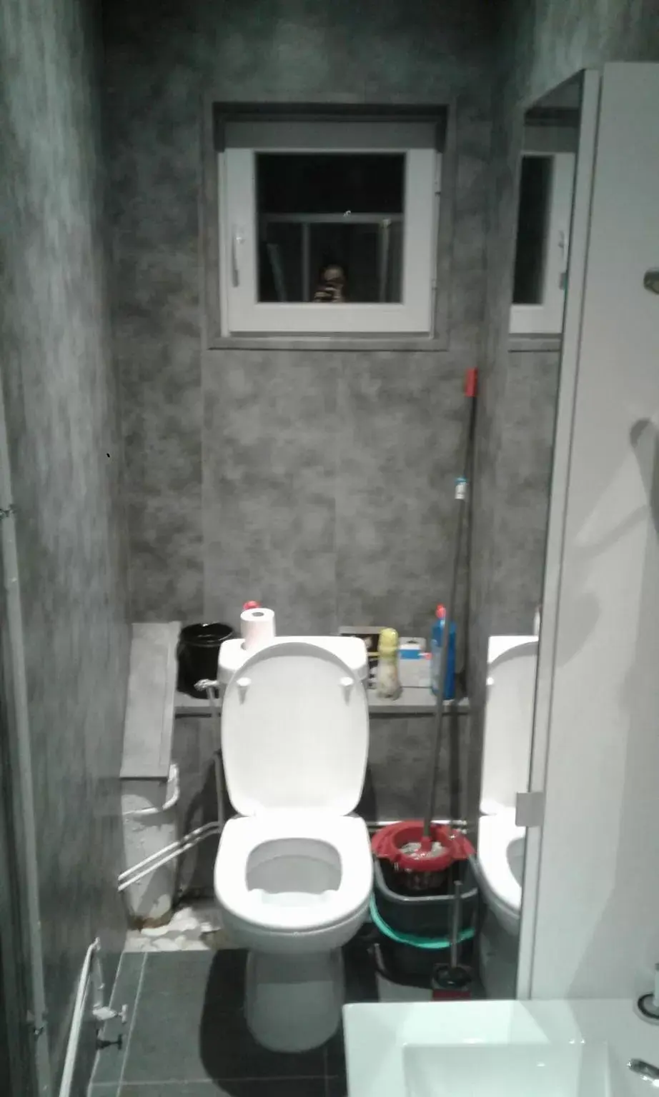 Bathroom in Saint-Chamond