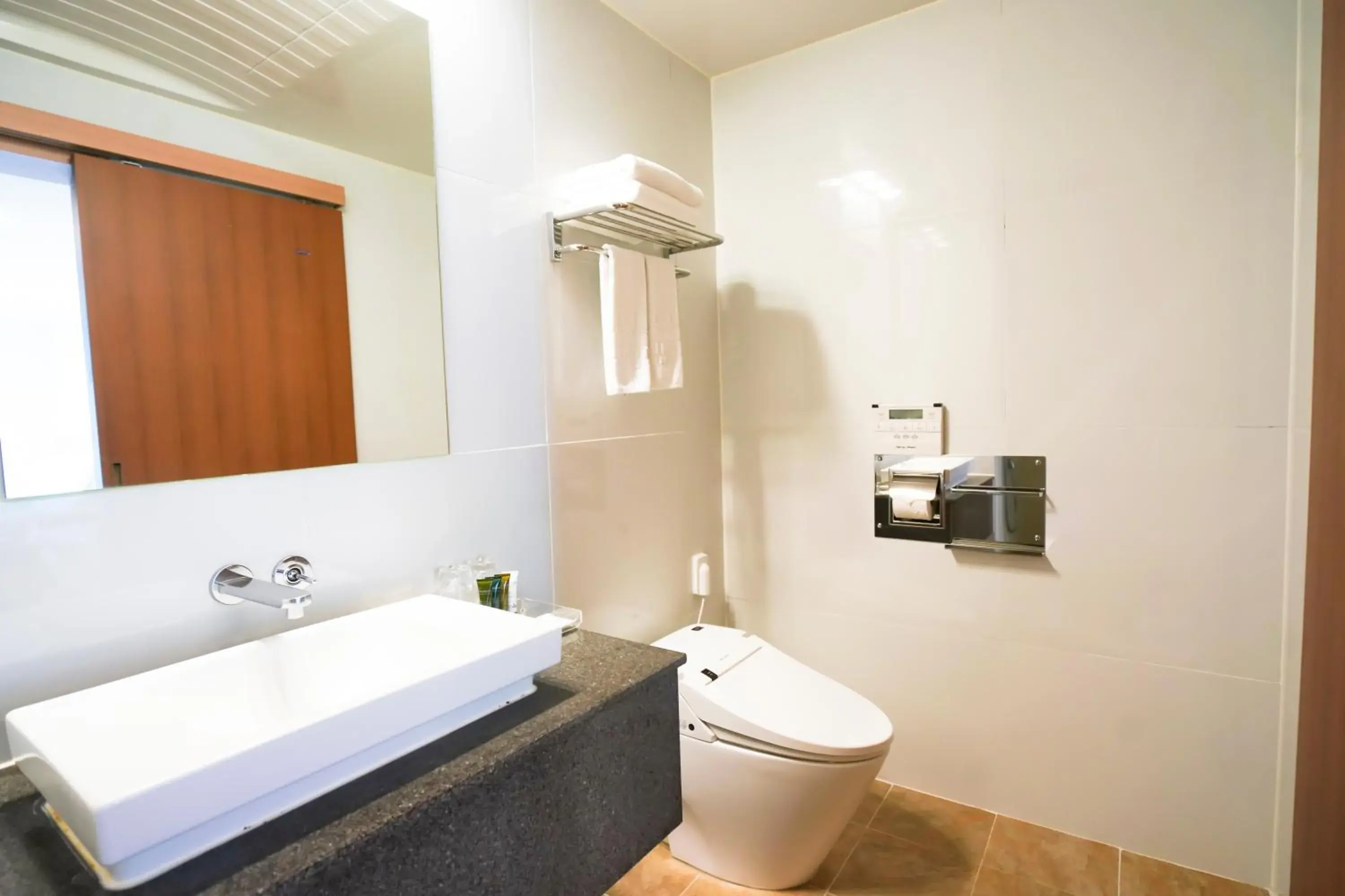 Toilet, Bathroom in Uni Hotel Jeju