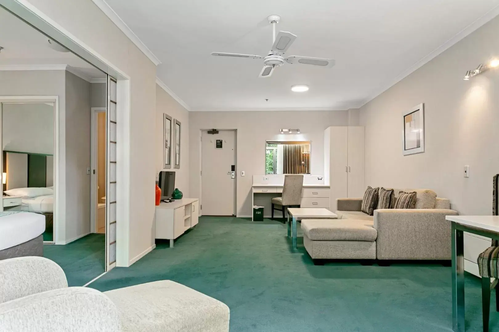 Living room, Seating Area in Wairakei Resort Taupo