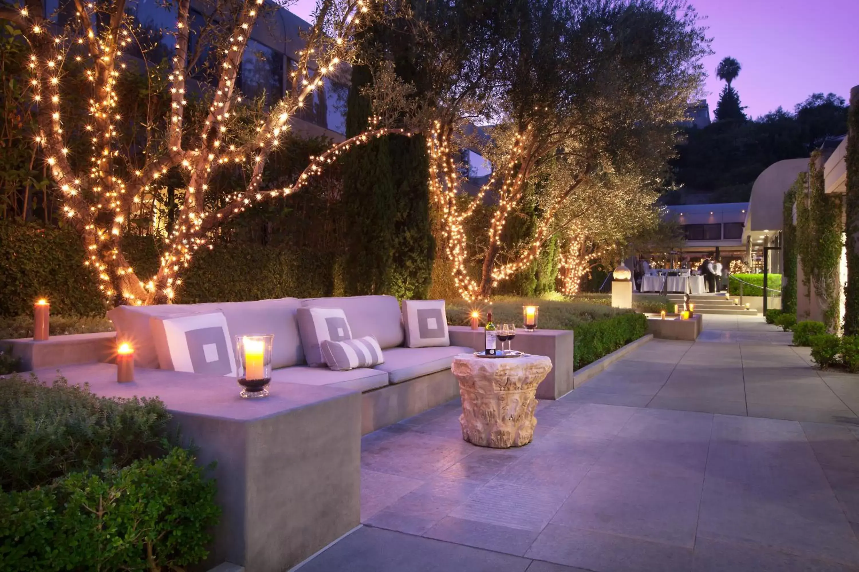 Patio in Luxe Sunset Boulevard Hotel