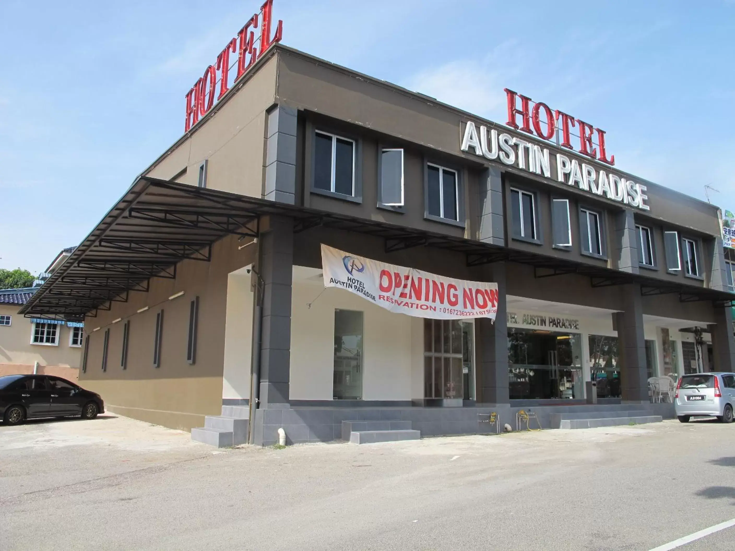 Property building in Hotel Austin Paradise - Taman Pulai Utama Property building in Hotel Austin Paradise - Taman Pulai Utama