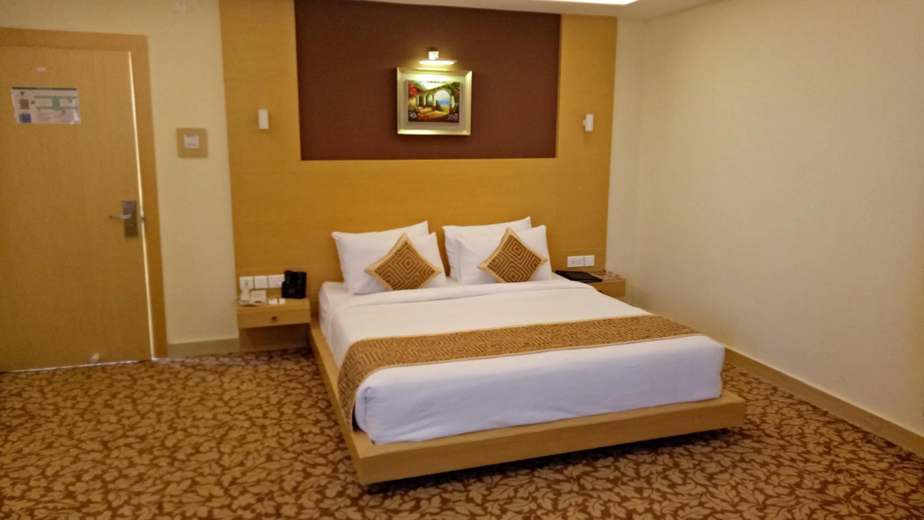 Deluxe Rooms in Hotel Patliputra Continental