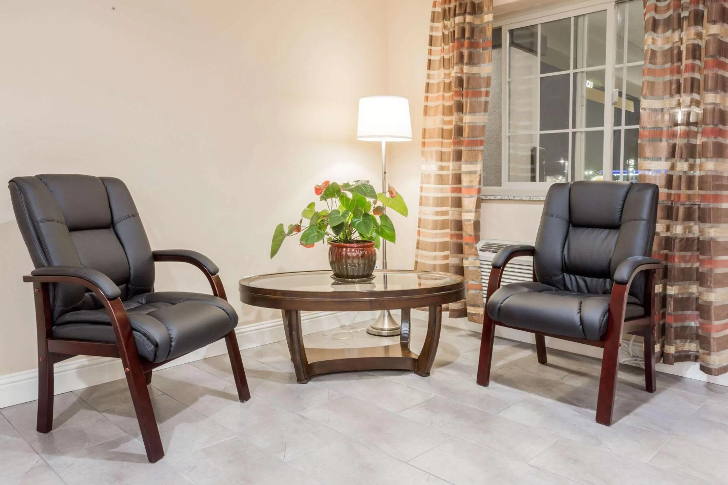 Lobby or reception in Super 8 by Wyndham Willows