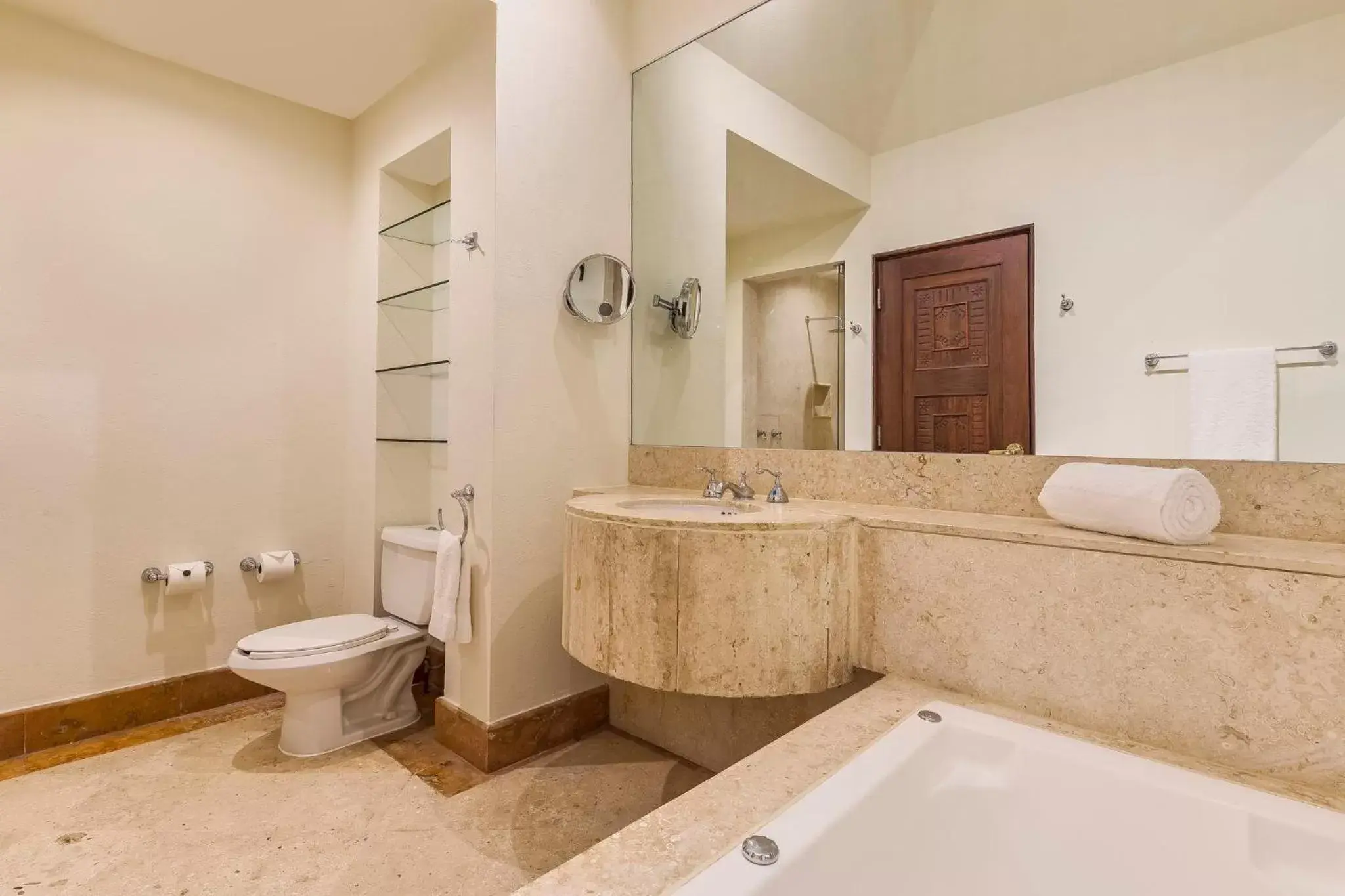 Bathroom in Grand Fiesta Americana Los Cabos All Inclusive Golf & Spa