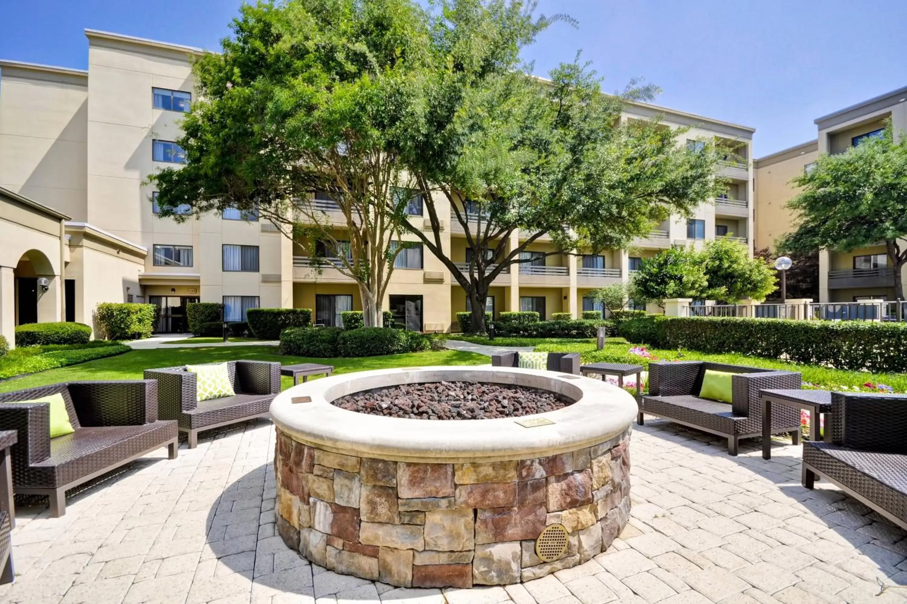 Other, Property Building in Courtyard Dallas Medical Market Center