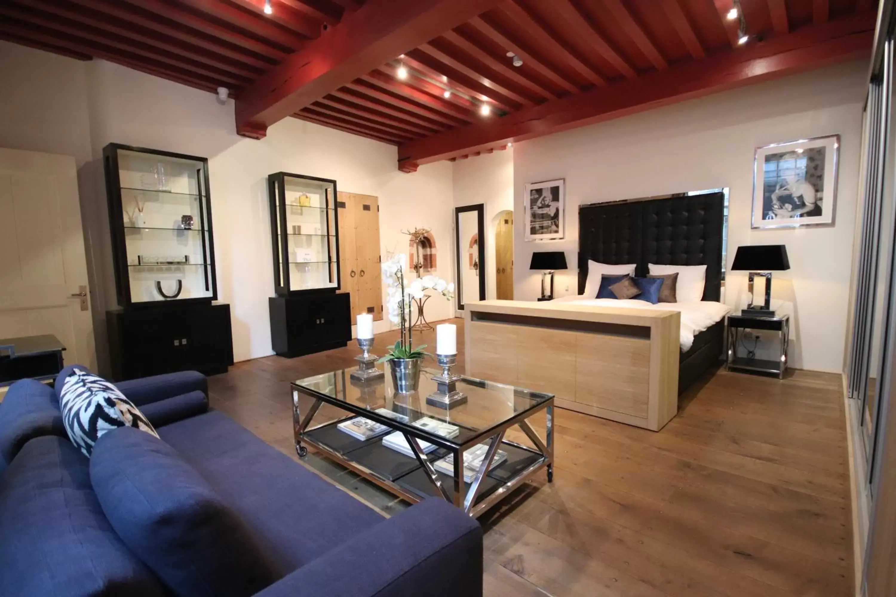 Bed, Seating Area in Boutique Hotel Steenhof Suites