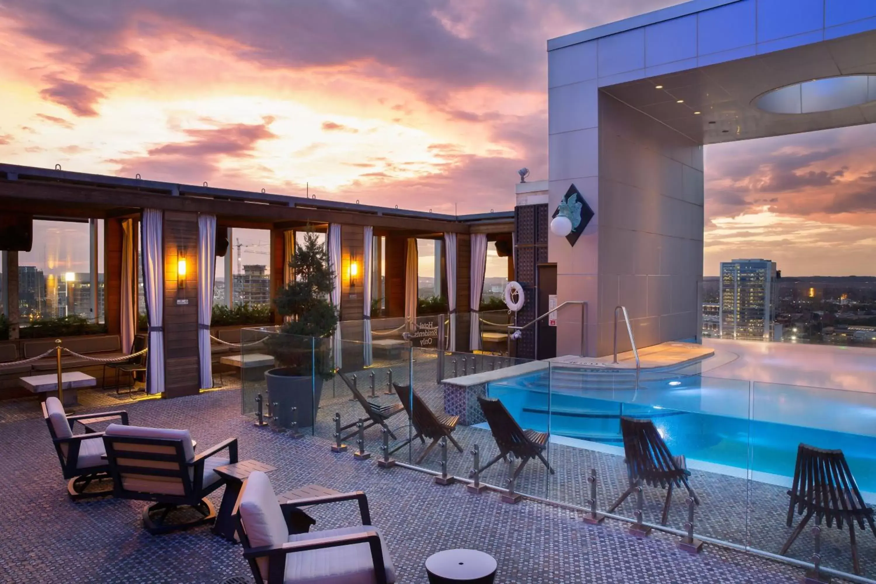 Swimming pool, Sunrise/Sunset in The Westin Nashville