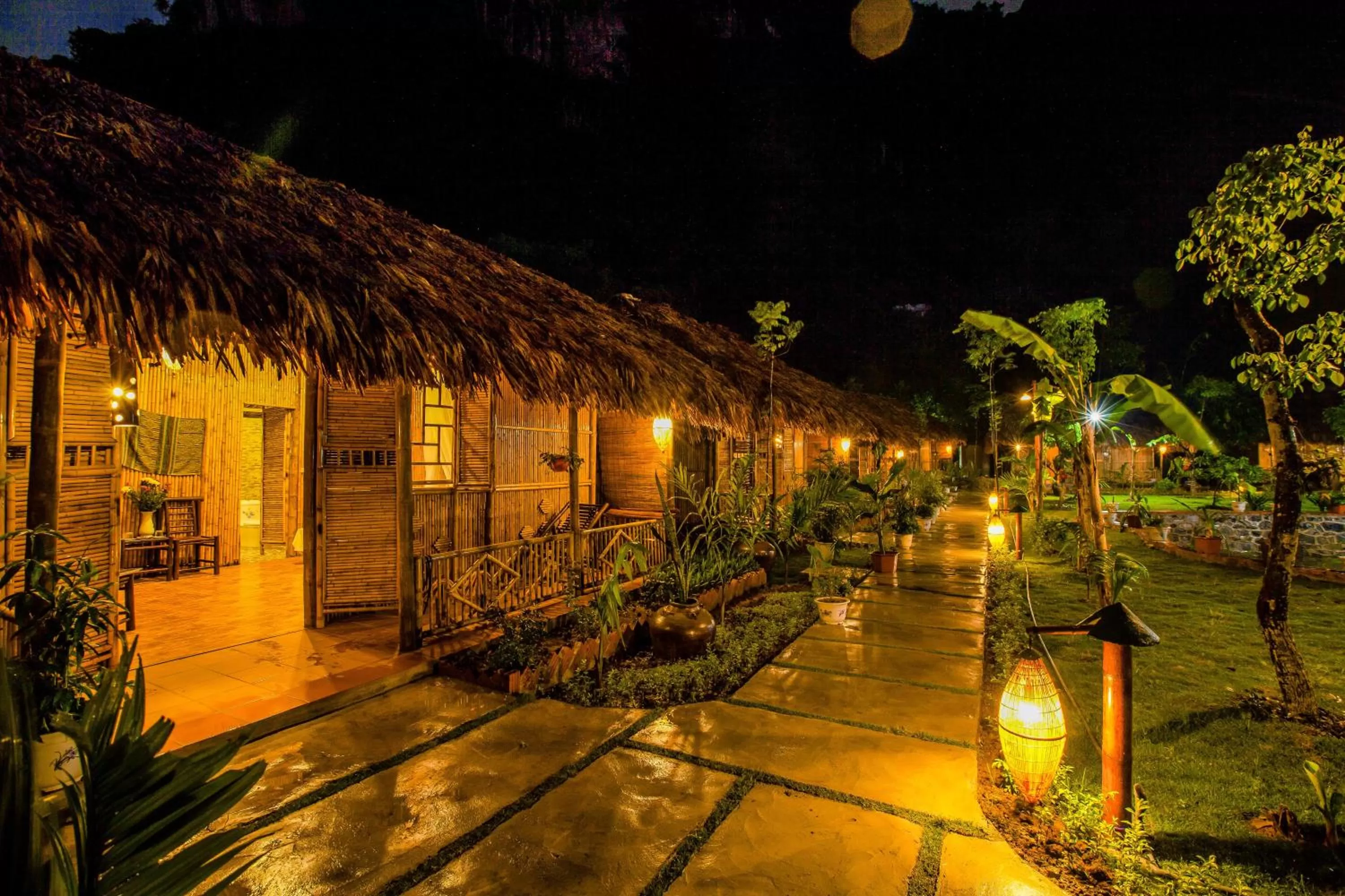 Facade/entrance in Tam Coc Rice Fields Resort