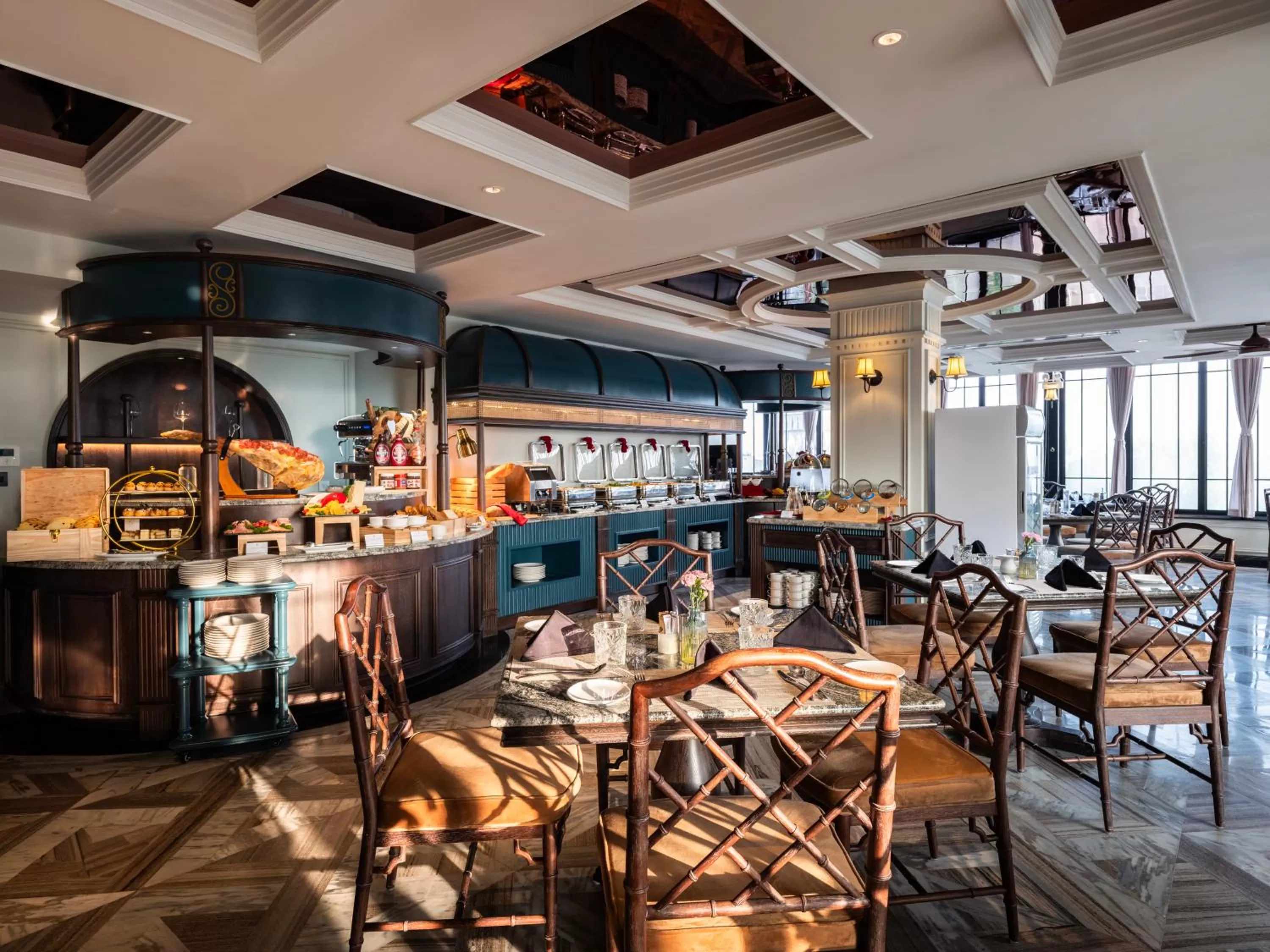 Breakfast in GRAND HOTEL du LAC Hanoi