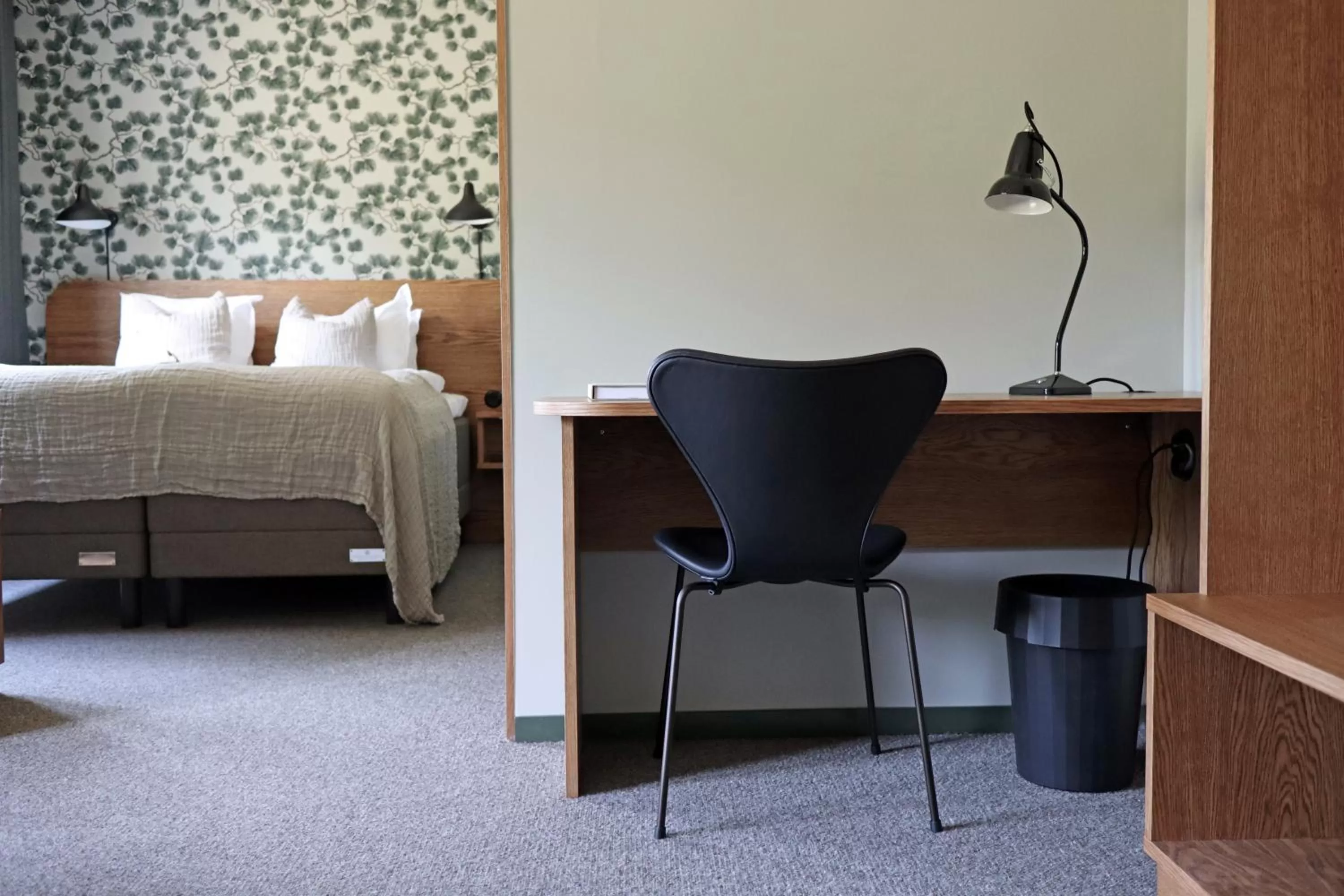 hair dresser, Bed in Vår Gård Saltsjöbaden