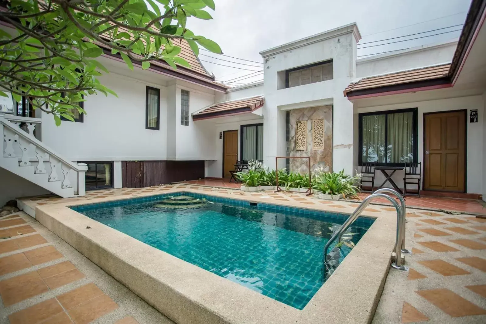Property building, Swimming Pool in Koh Chang Grandview Resort