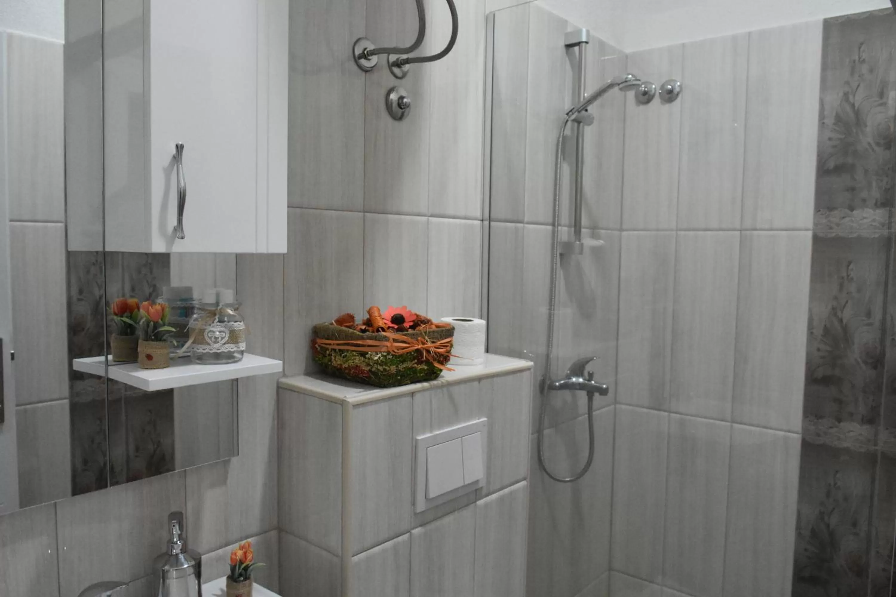 Hotel and winery LOZAR