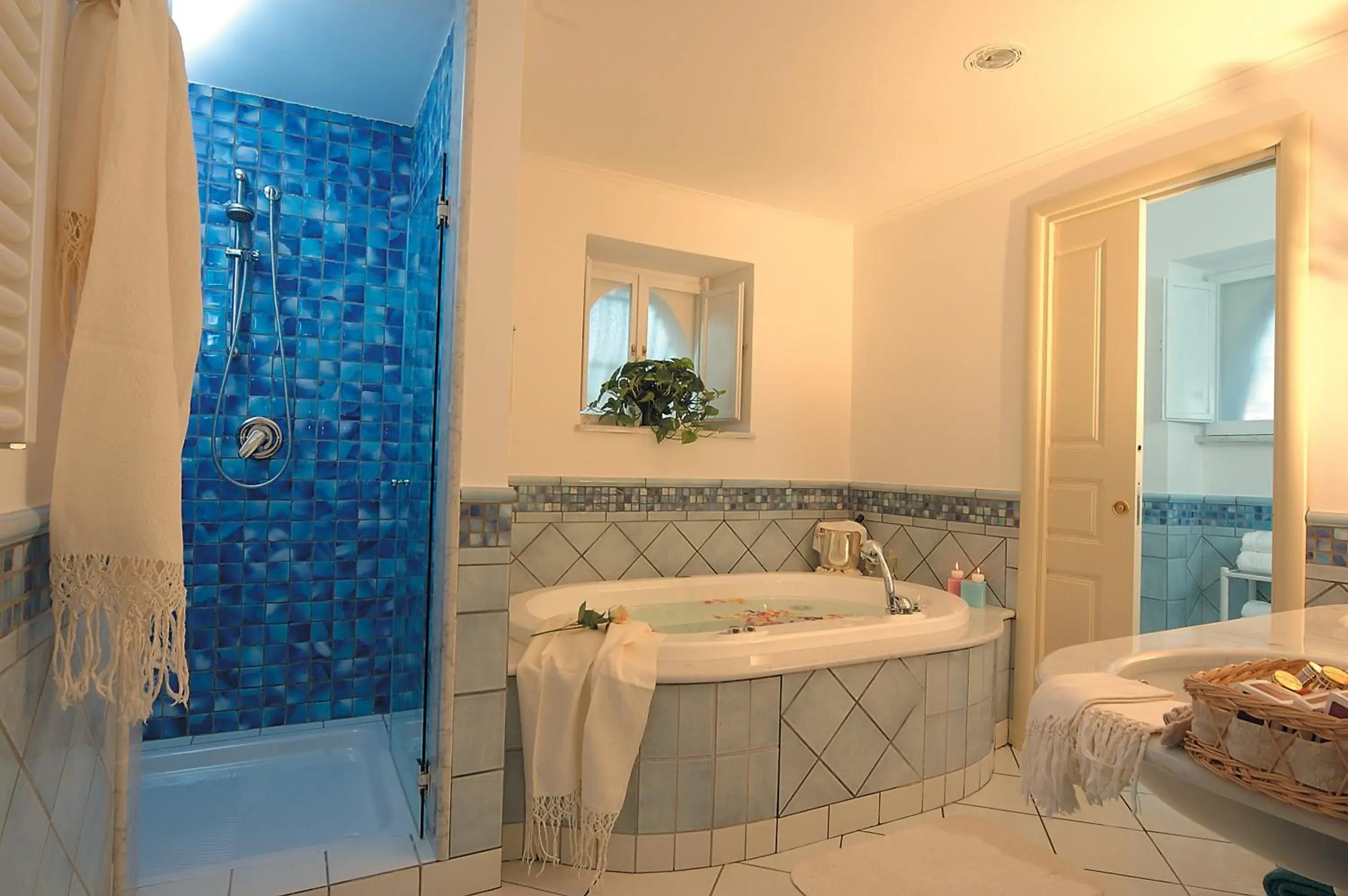 Bathroom in Grand Hotel Il Moresco