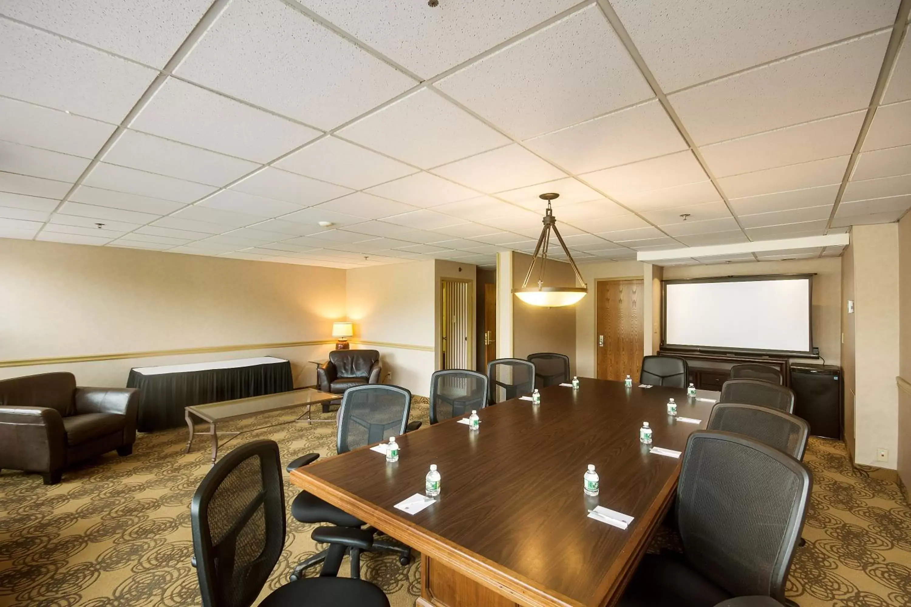 Meeting/conference room in Chester Hotel and Conference Center