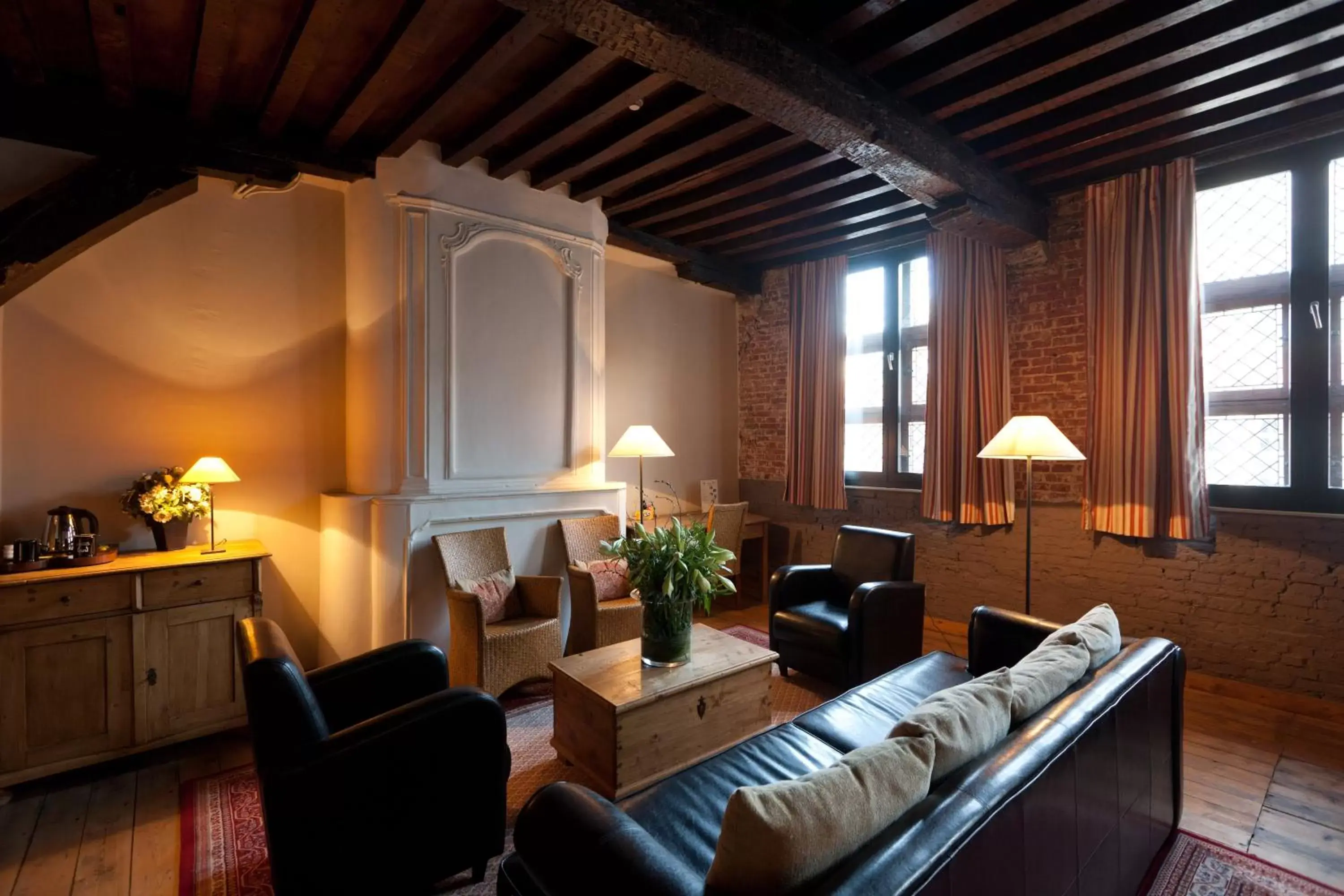 Living room, Seating Area in Ghent River Hotel