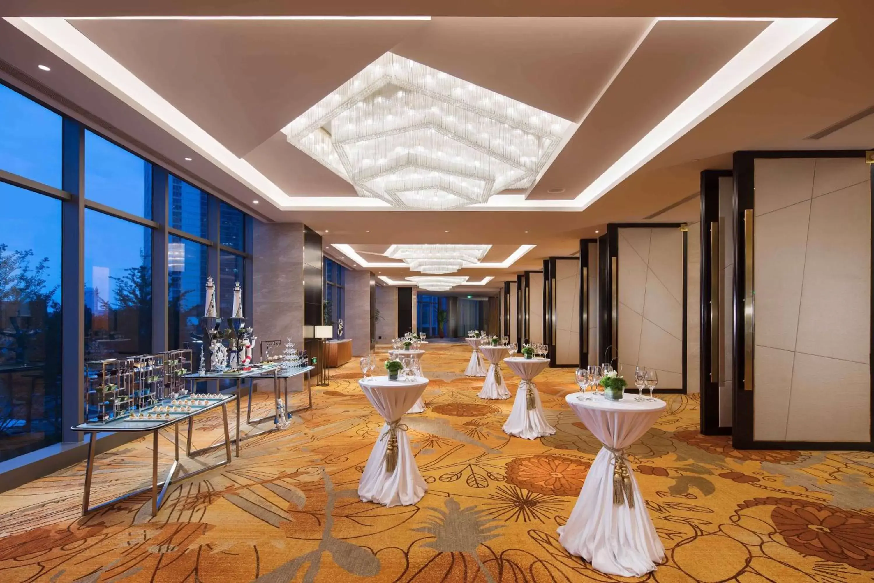 Meeting/conference room, Banquet Facilities in Hilton Yantai