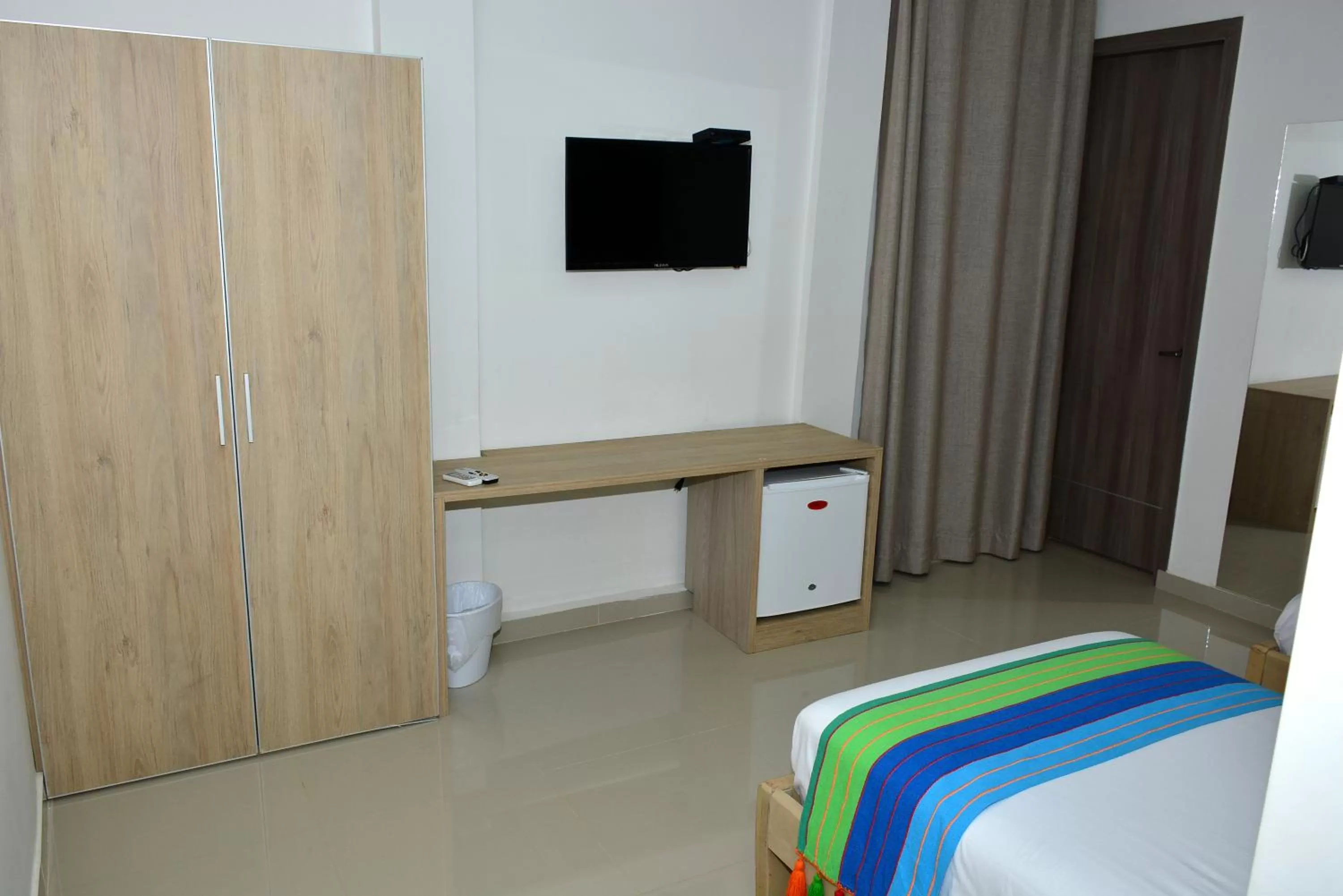 Bed in Hotel Emerawaa