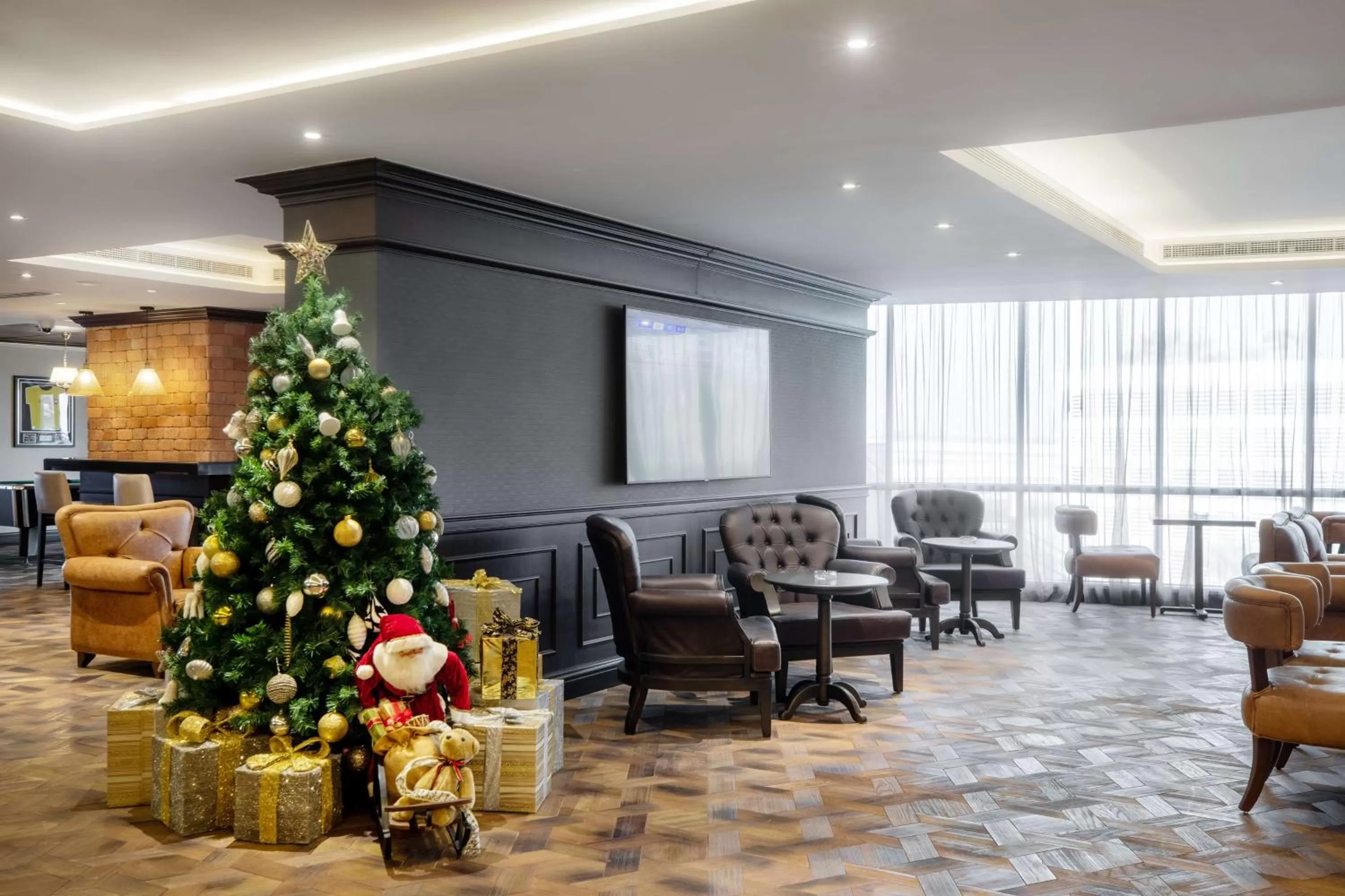 Restaurant/places to eat in Radisson Blu Hotel, Dubai Canal View