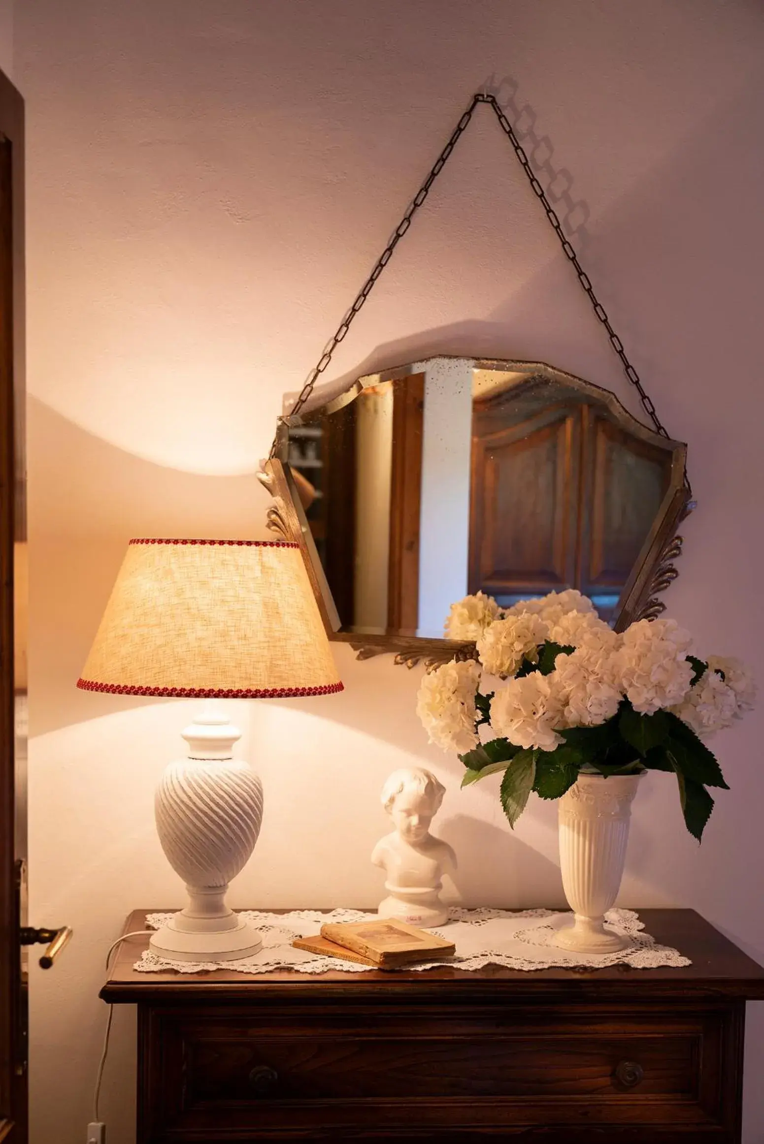 Decorative detail, Bathroom in Borgo San Benedetto