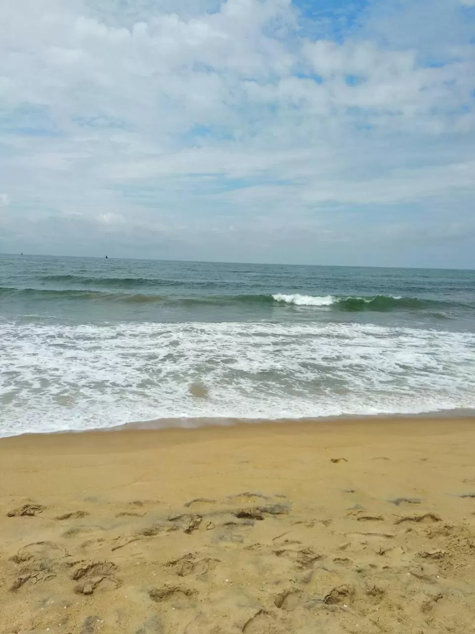 Beach in Ocean Gate Negombo