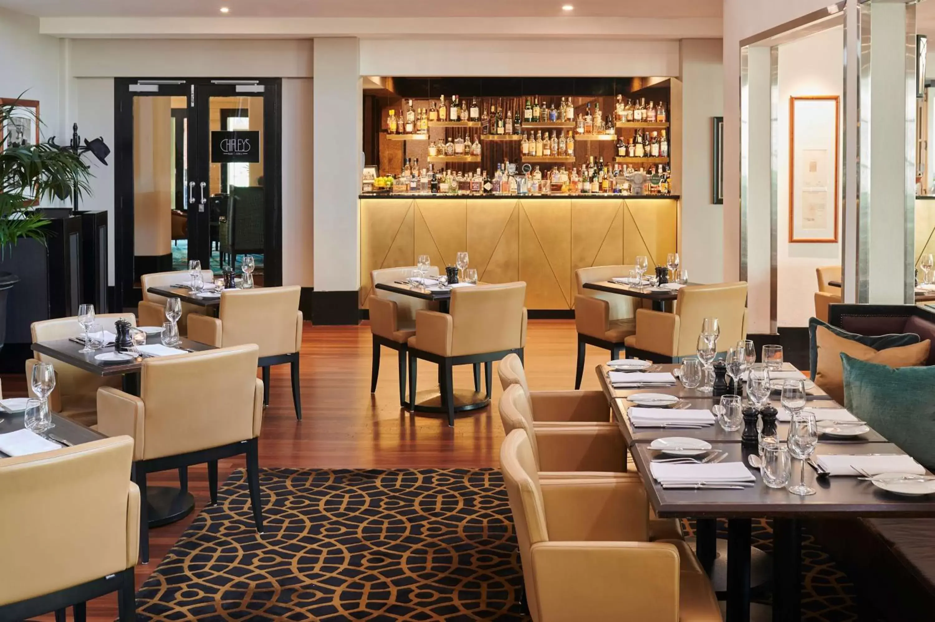 Restaurant/Places to Eat in Hotel Kurrajong Canberra