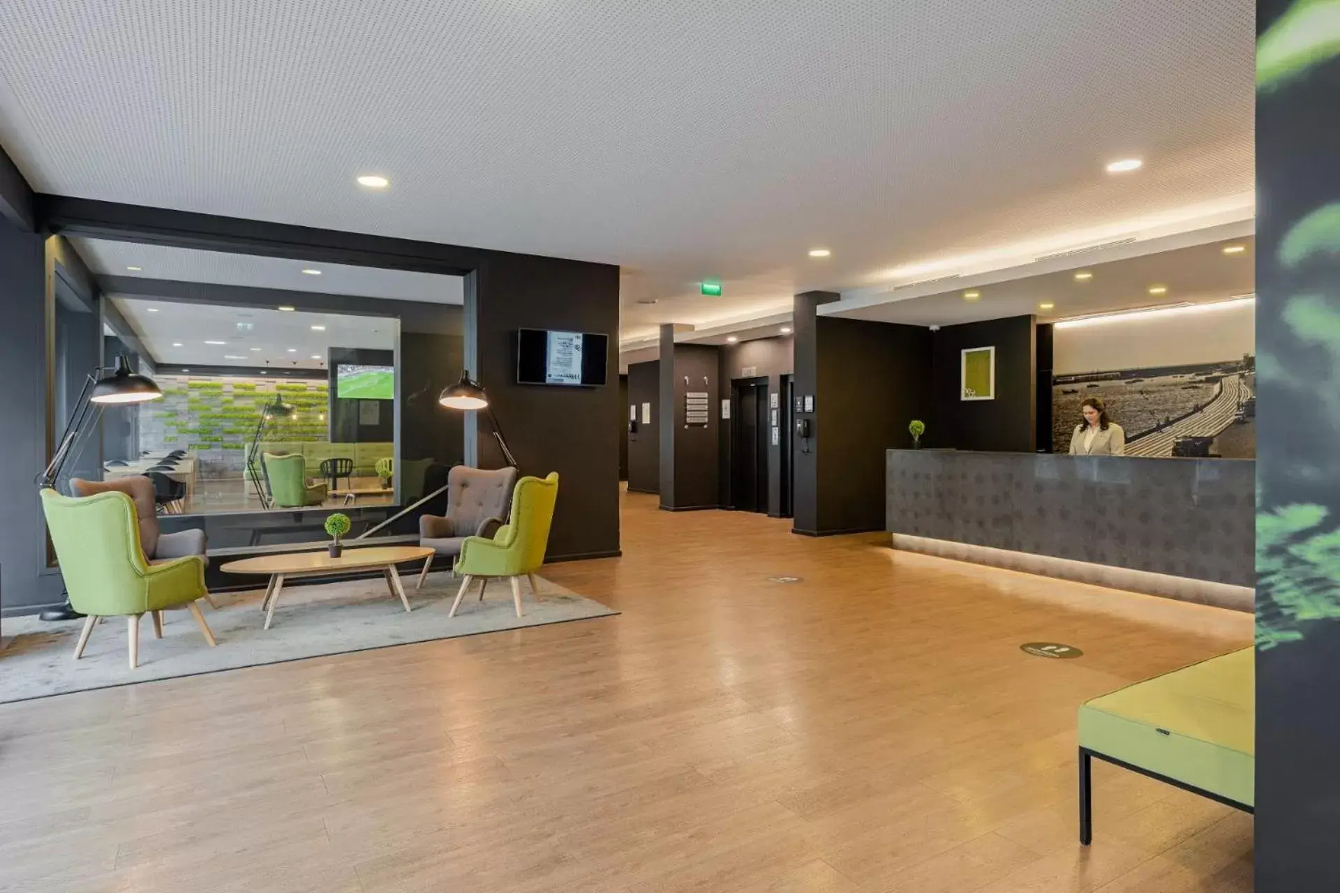 Lobby or reception in Neat Hotel Avenida Lobby or reception in Neat Hotel Avenida