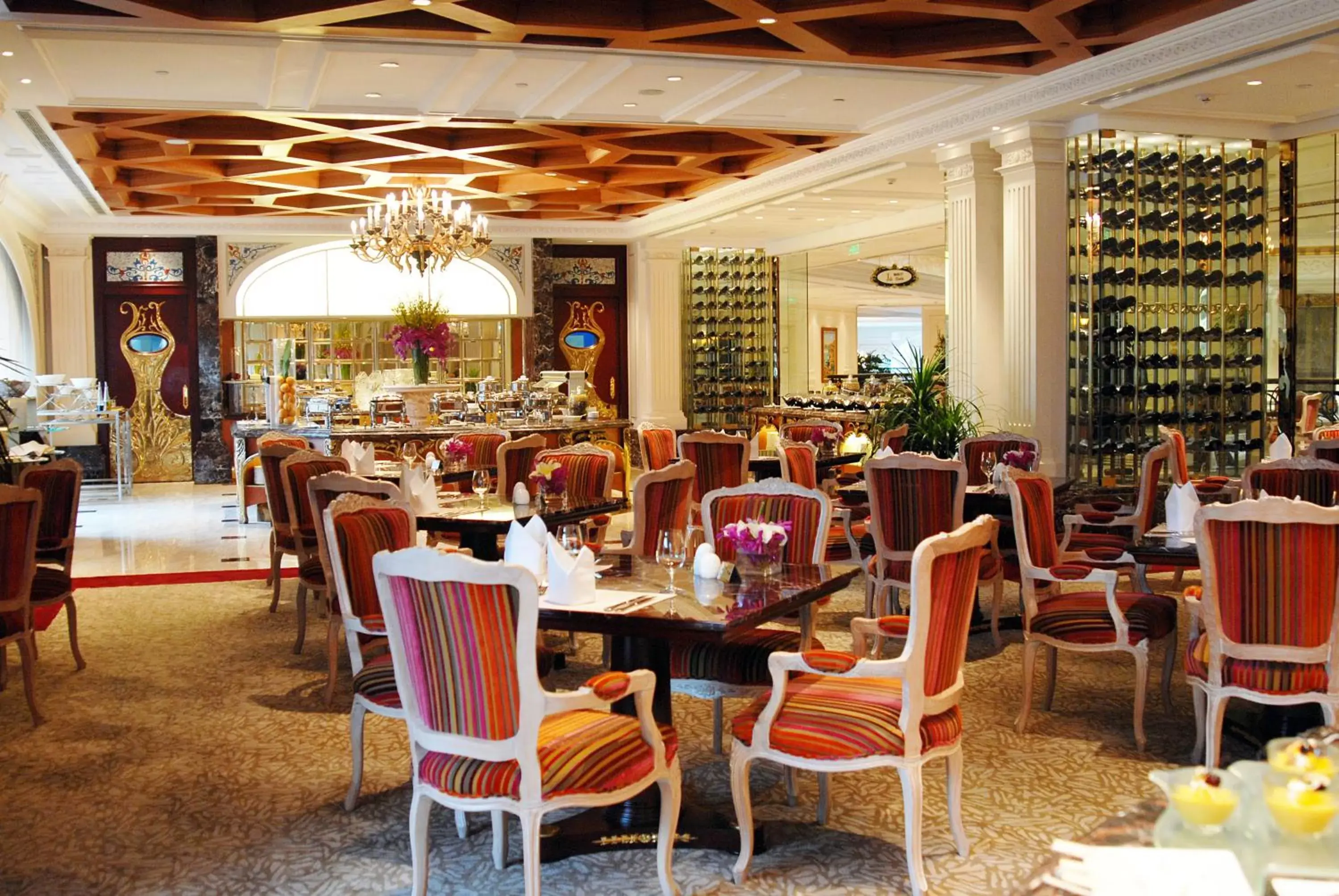 Restaurant/Places to Eat in Legendale Hotel Beijing