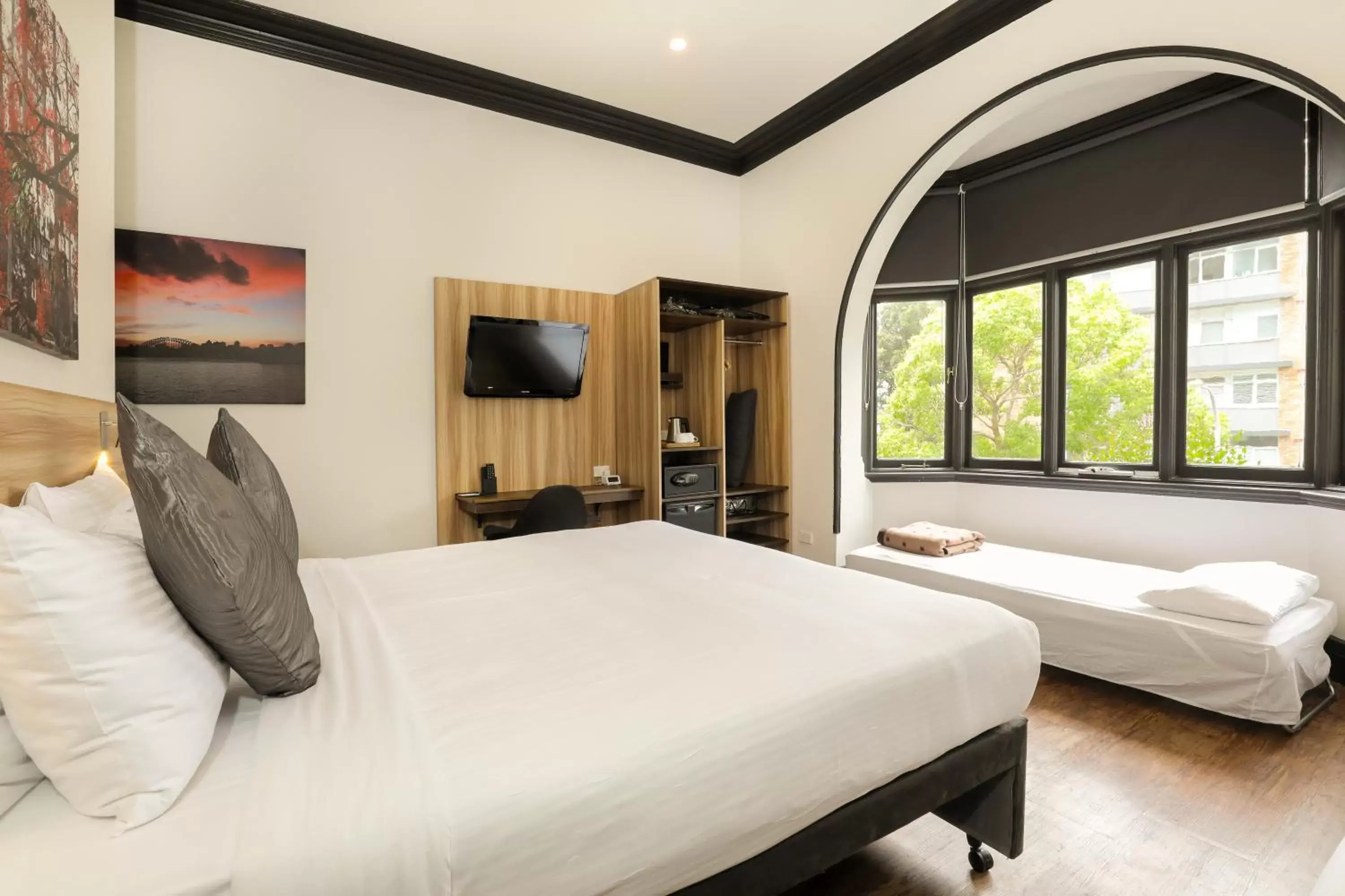 Photo of the whole room, Bed in Glenferrie Lodge