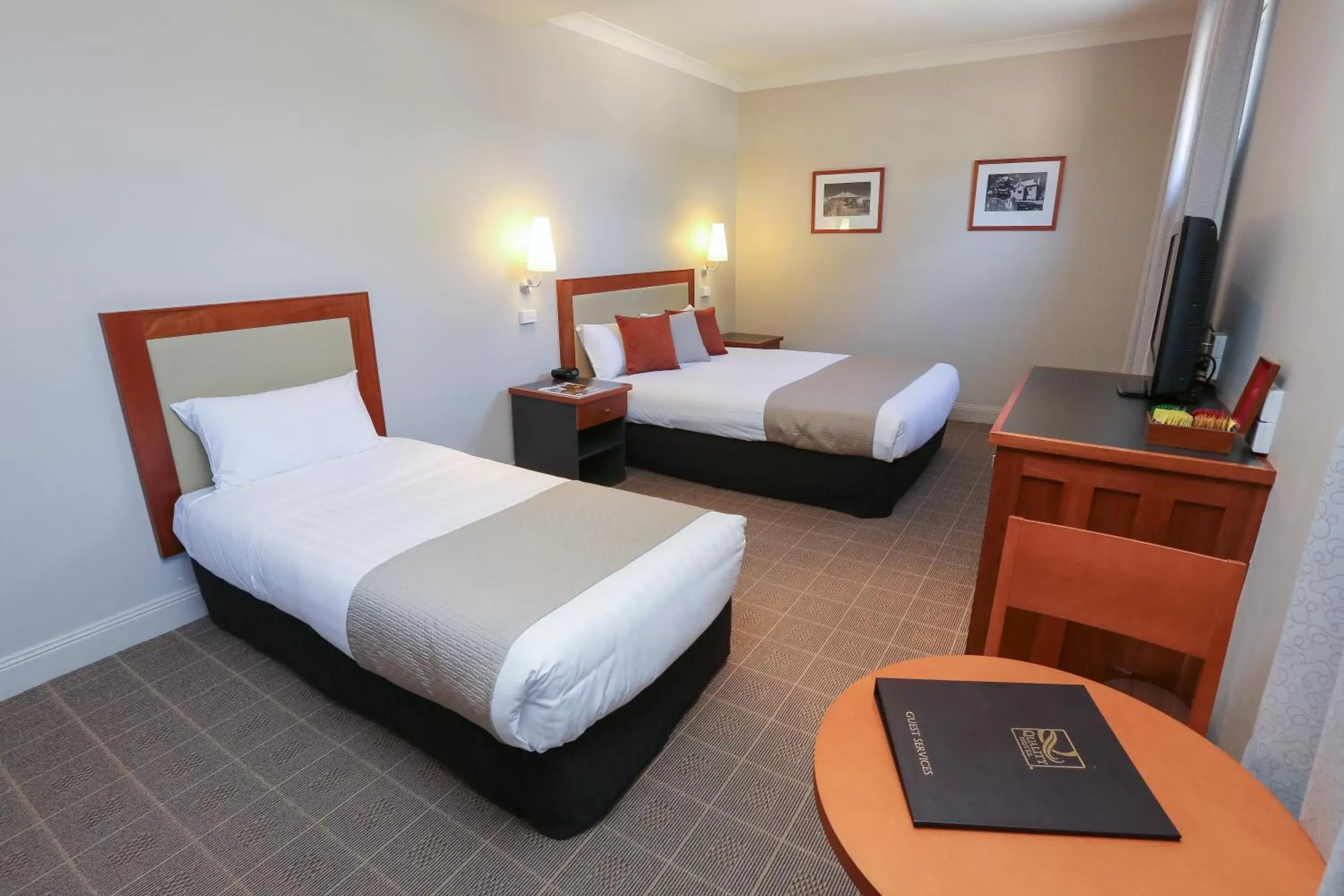 Bed in Quality Hotel Mildura Grand