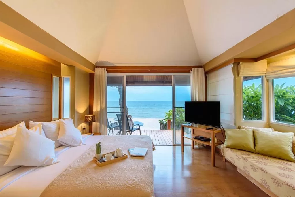 Sea view, Bed in Veranda Lodge