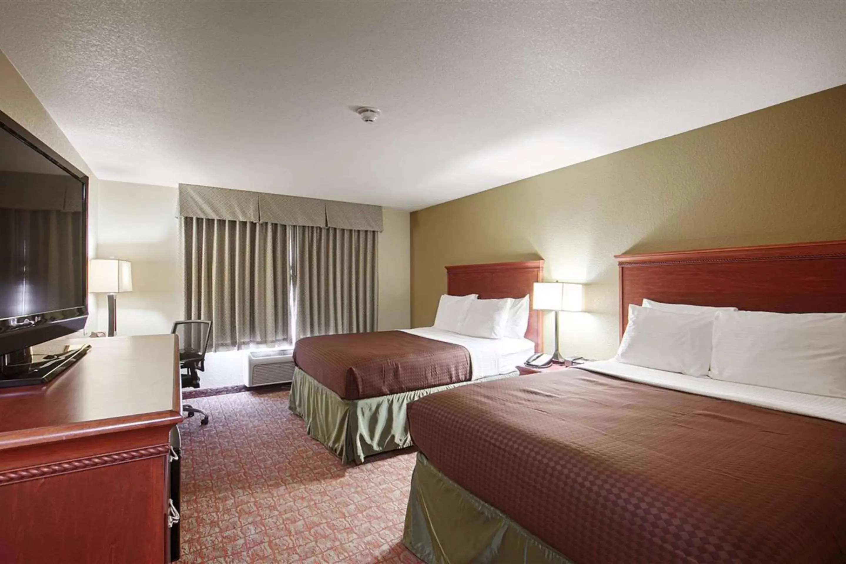 Photo of the whole room in Heritage Hotel and Suites