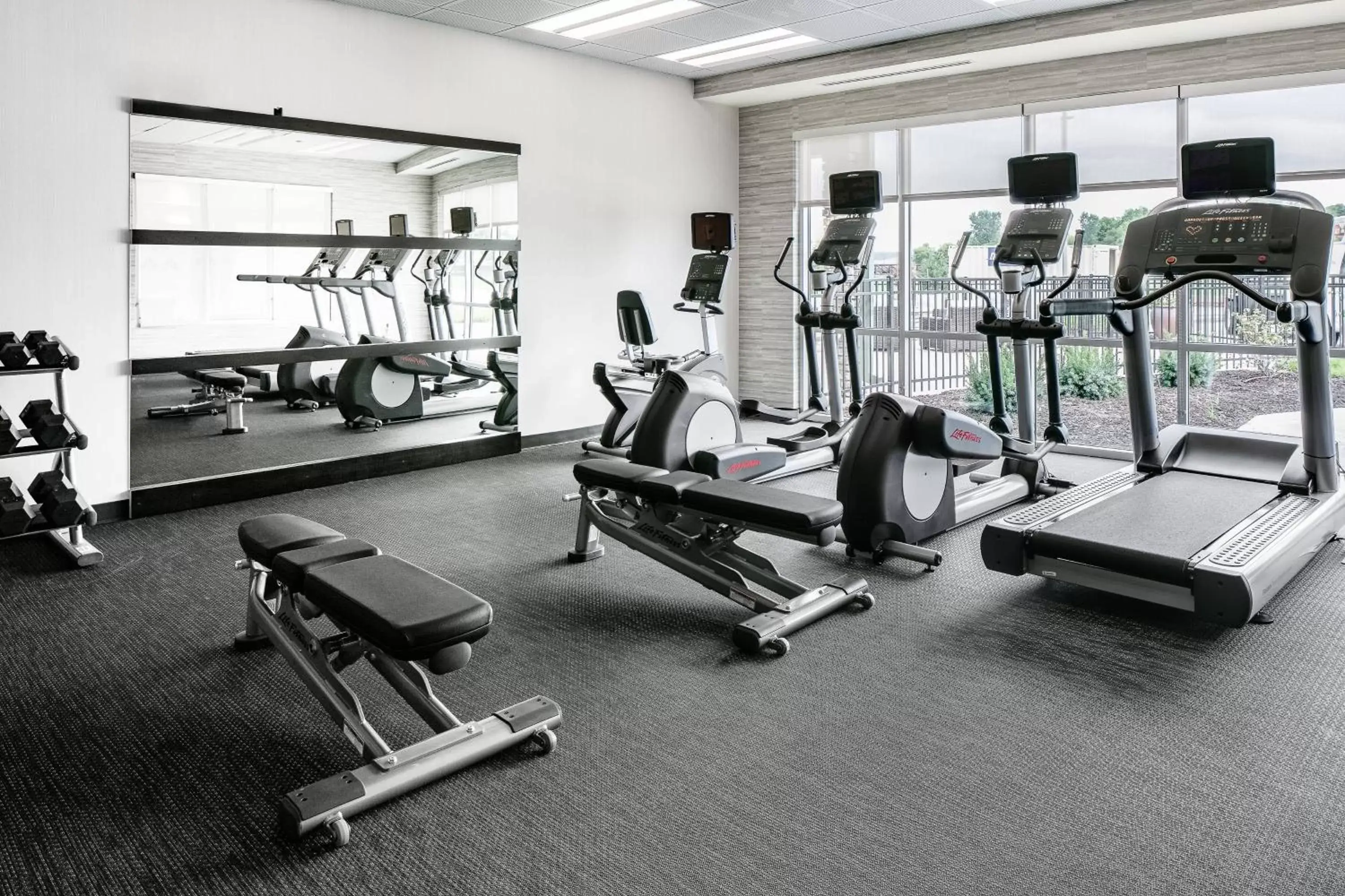Fitness centre/facilities, Fitness Center/Facilities in Courtyard by Marriott Omaha Bellevue at Beardmore Event Center