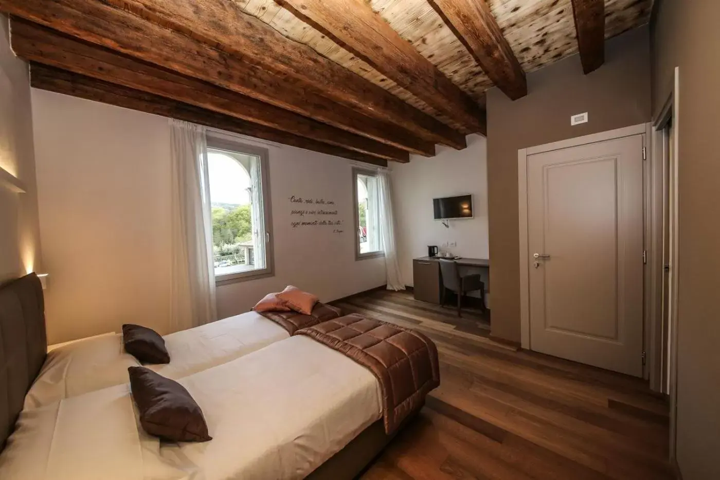 Twin Room in K-Farm Twin Room in K-Farm