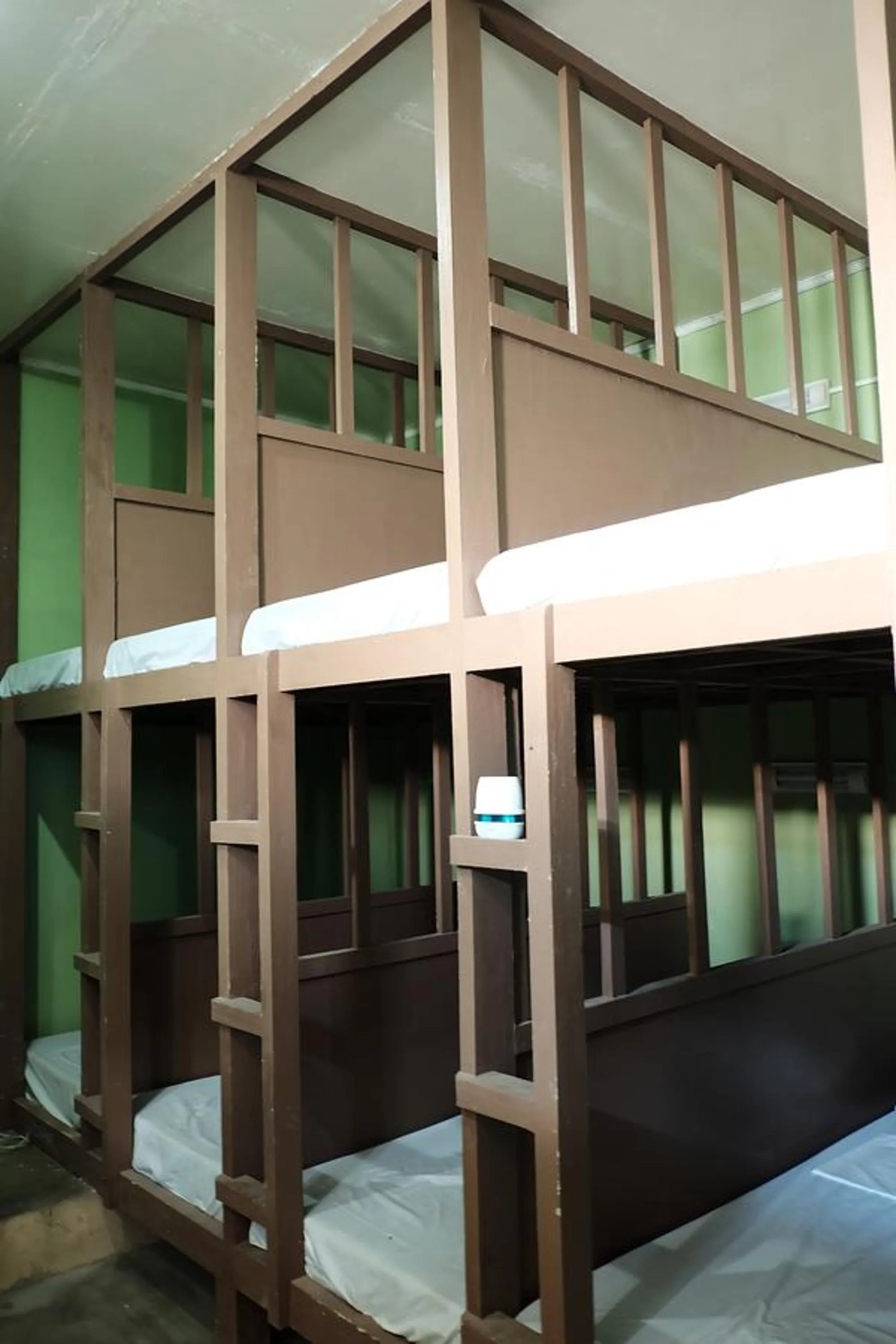 bunk bed in Malapascua Budget Inn MBI DIVE CENTER