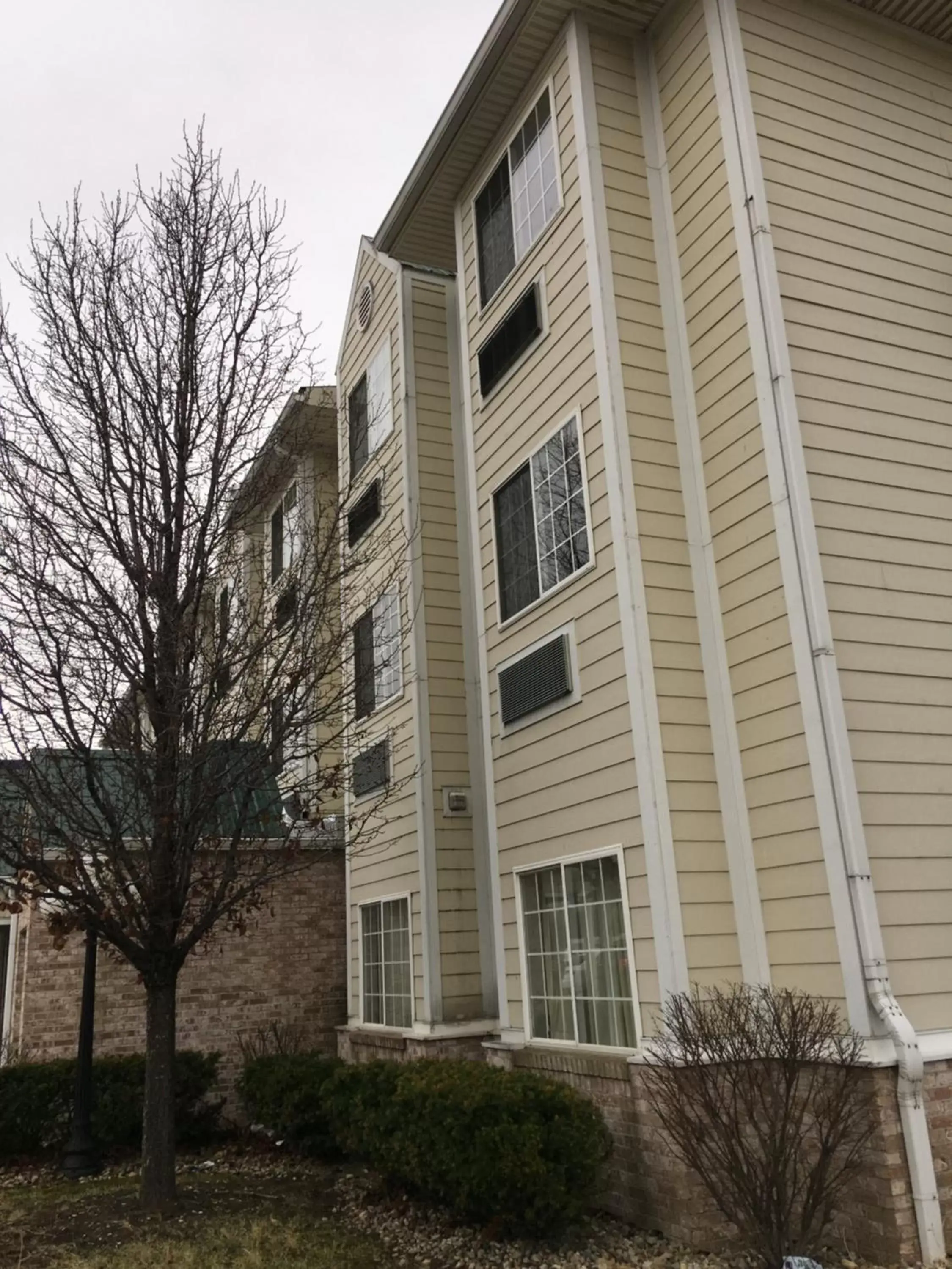 Property Building in Microtel Inn & Suites by Wyndham Indianapolis Airport